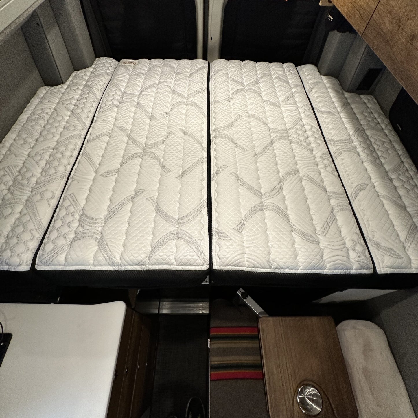 ULTRA Luxe Mattress - Storyteller Overland Mode LT