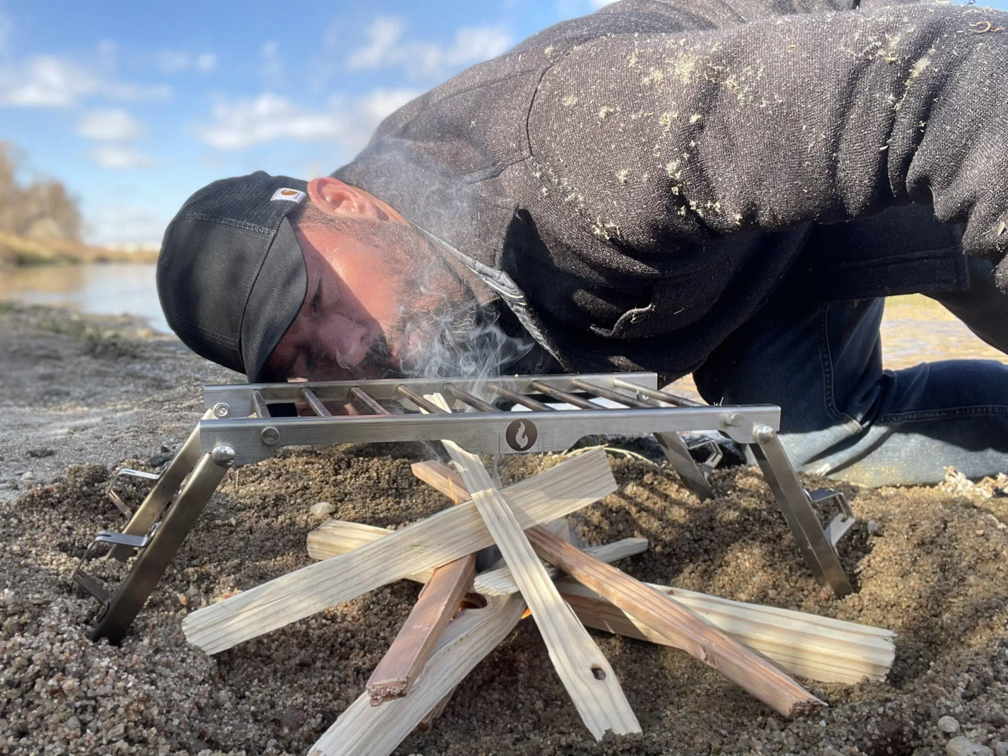 Over Under Grill Thingy: Stand and Grill In One! LavaBox Portable Campfire