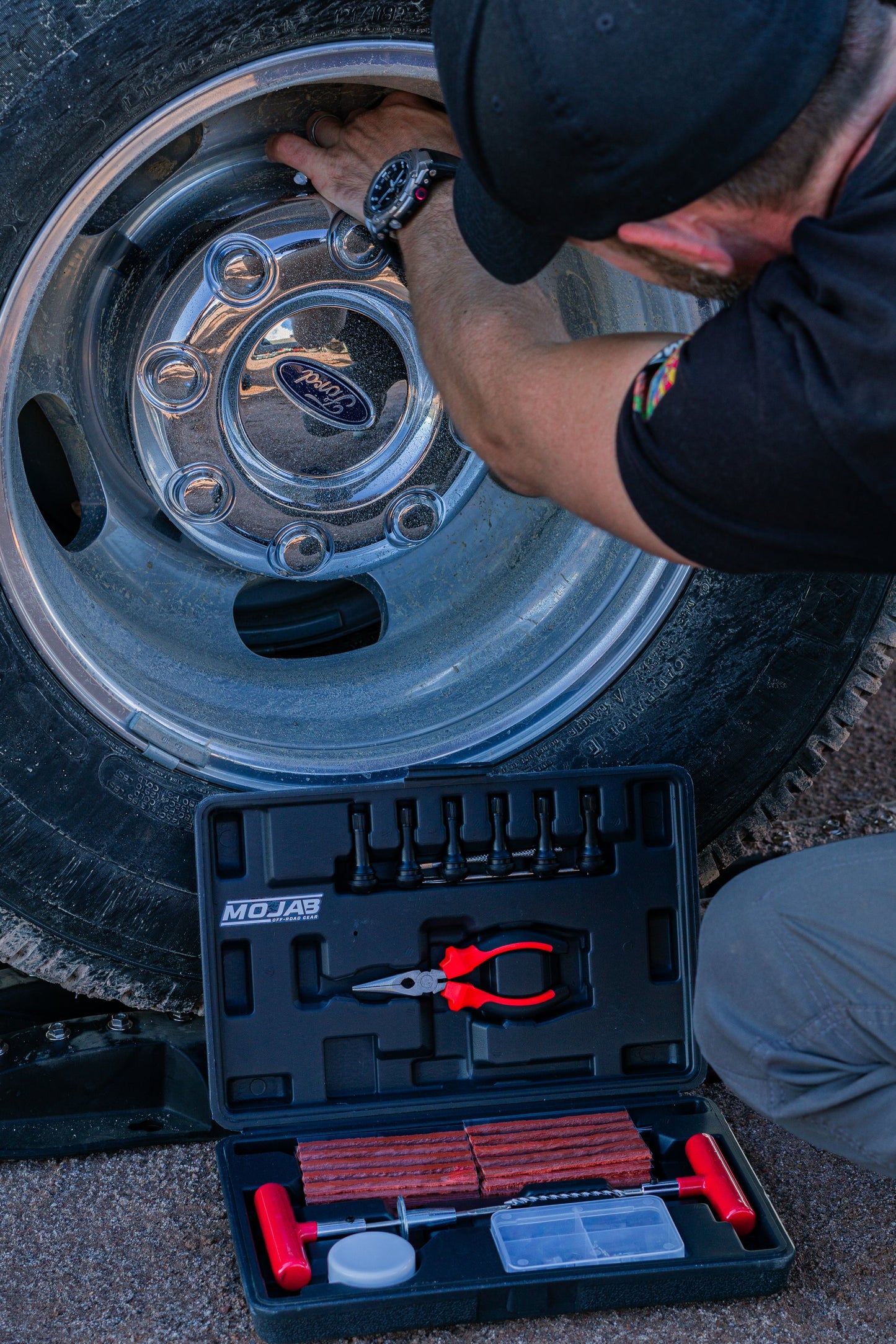 Tire Repair-kit (98 pcs) MOJAB OFFROAD