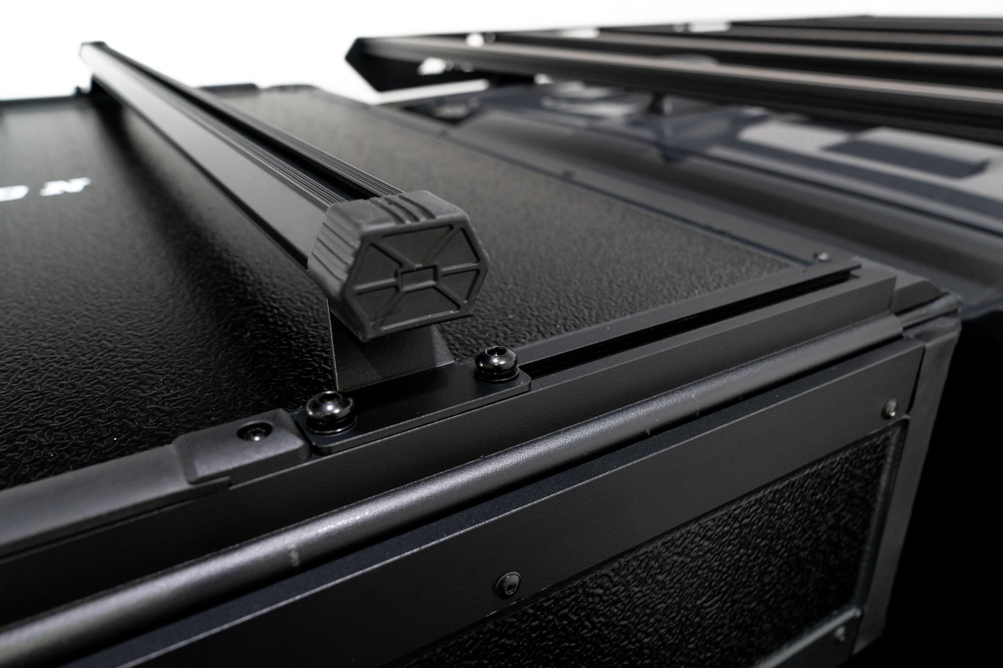 Nova - Hybrid Foldout Rooftop Tent