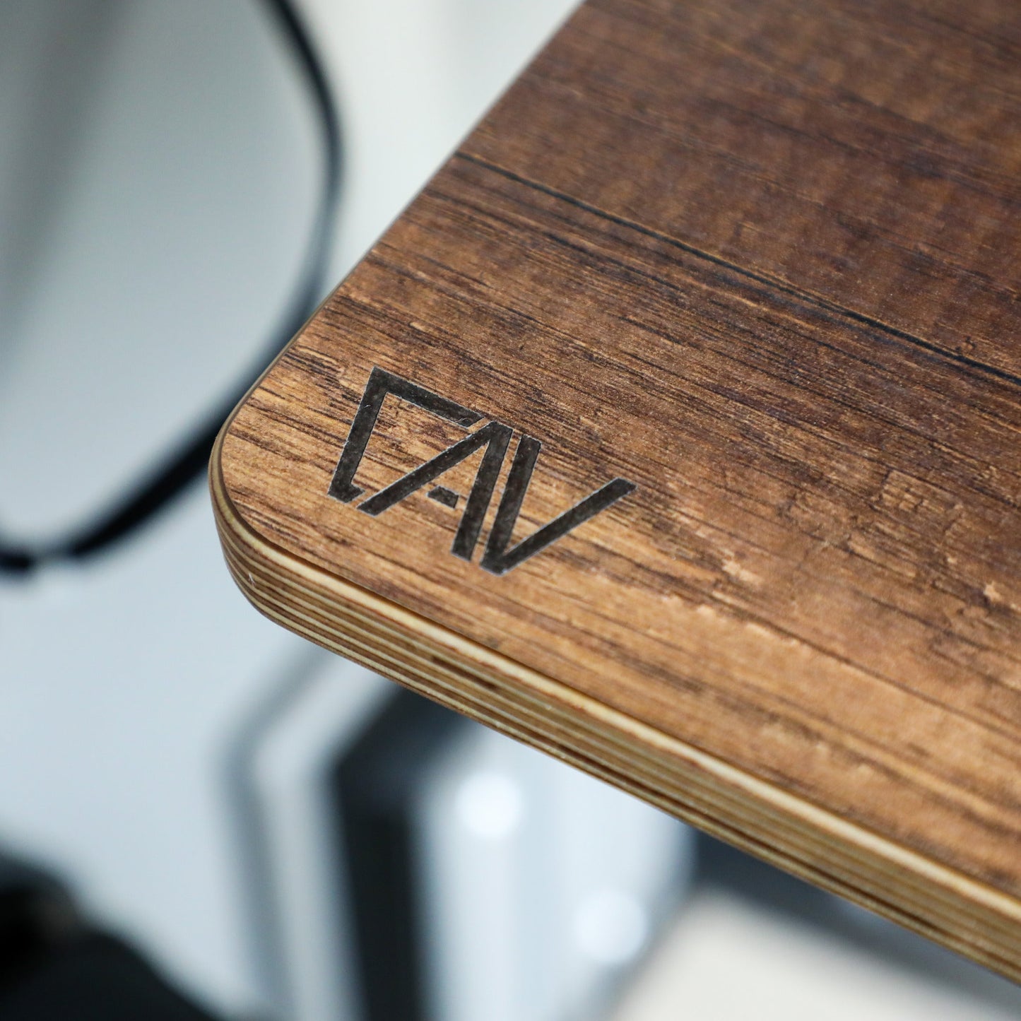 Large Universal Table Top