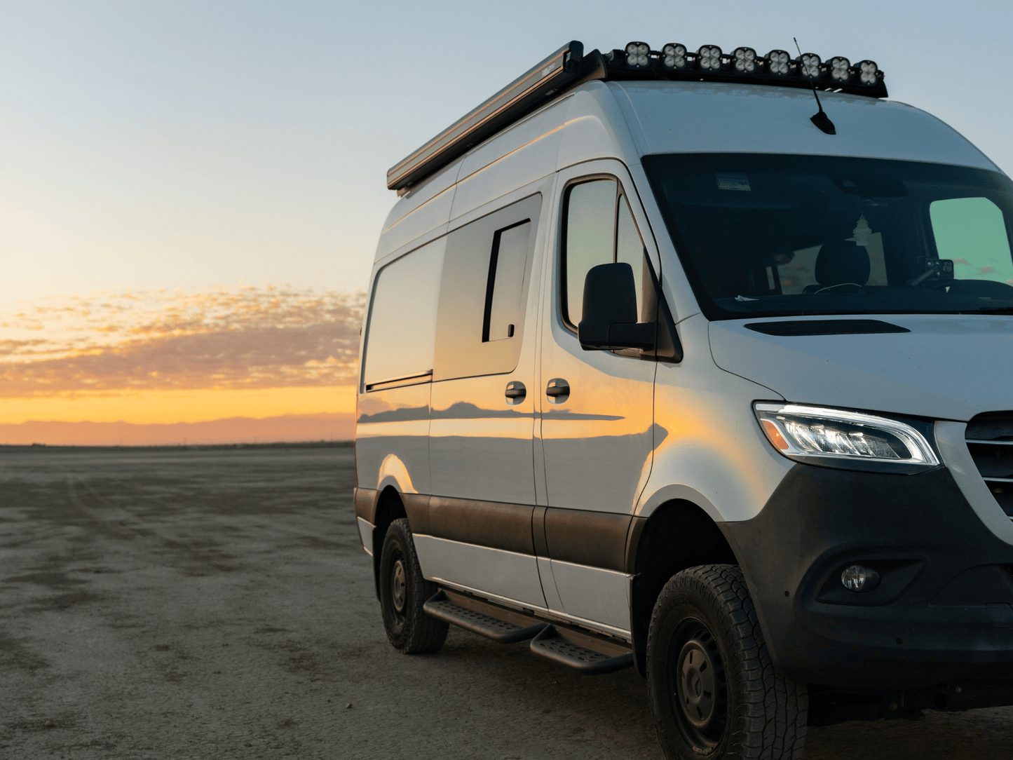 SPRINTER 144" SIDE STEPS