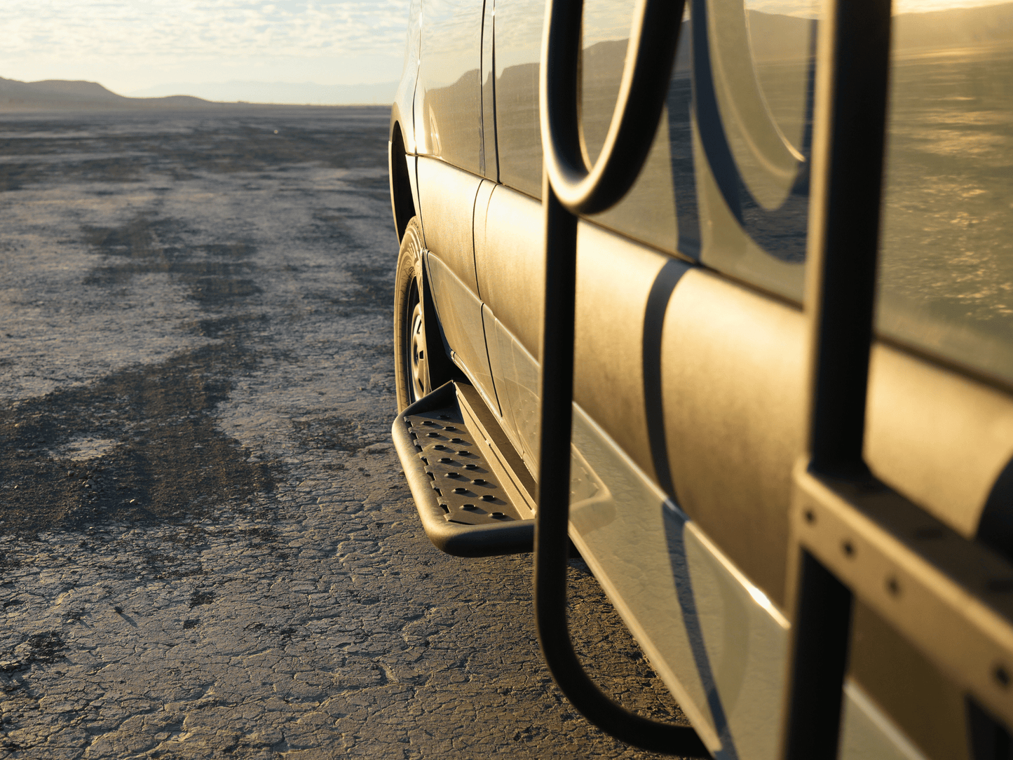 SPRINTER 144" SIDE STEPS