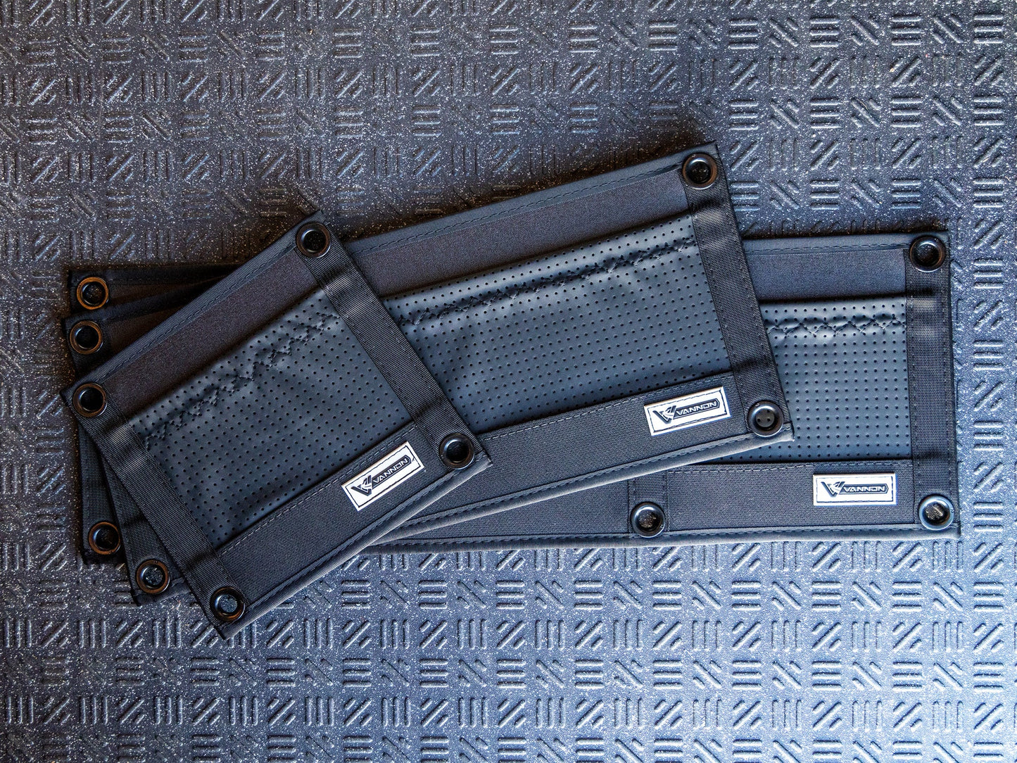 VANNON Wall Pouches VANNON