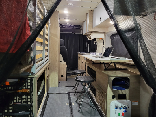 2020 - 2024 Winnebago SOLIS Table Lift-Up Class B RV Murphy Bed