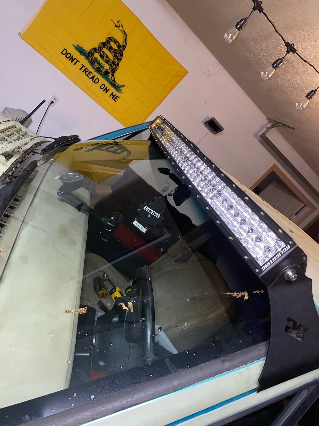 Jeep XJ Cherokee 50" Curved Roof Mounts GGLighting
