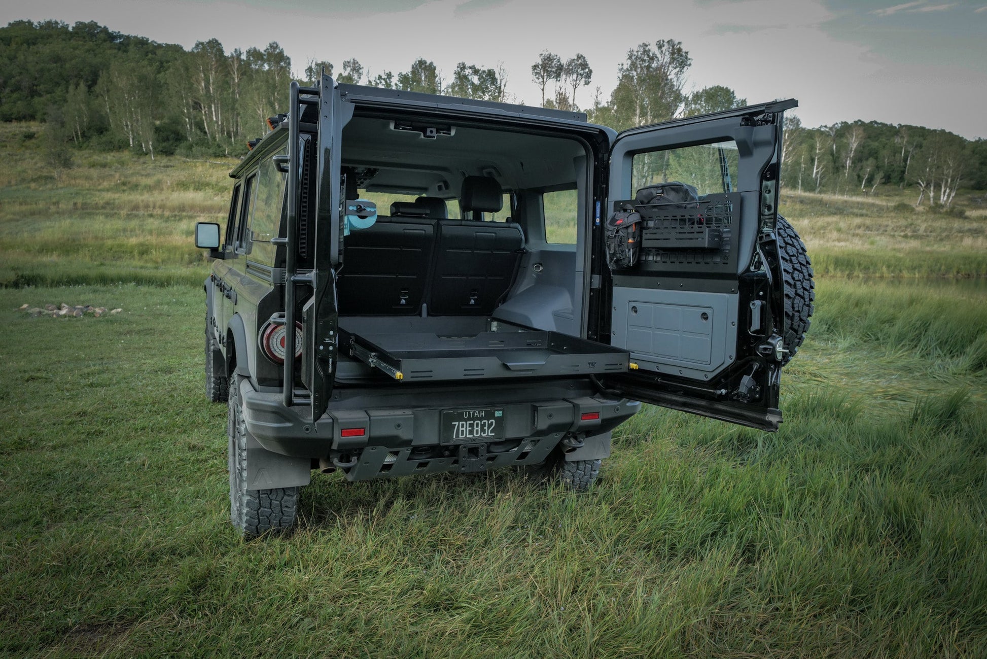 INEOS Grenadier Cargo Tray System Pro | Sliding Cargo Storage Canyon Adventure Vans