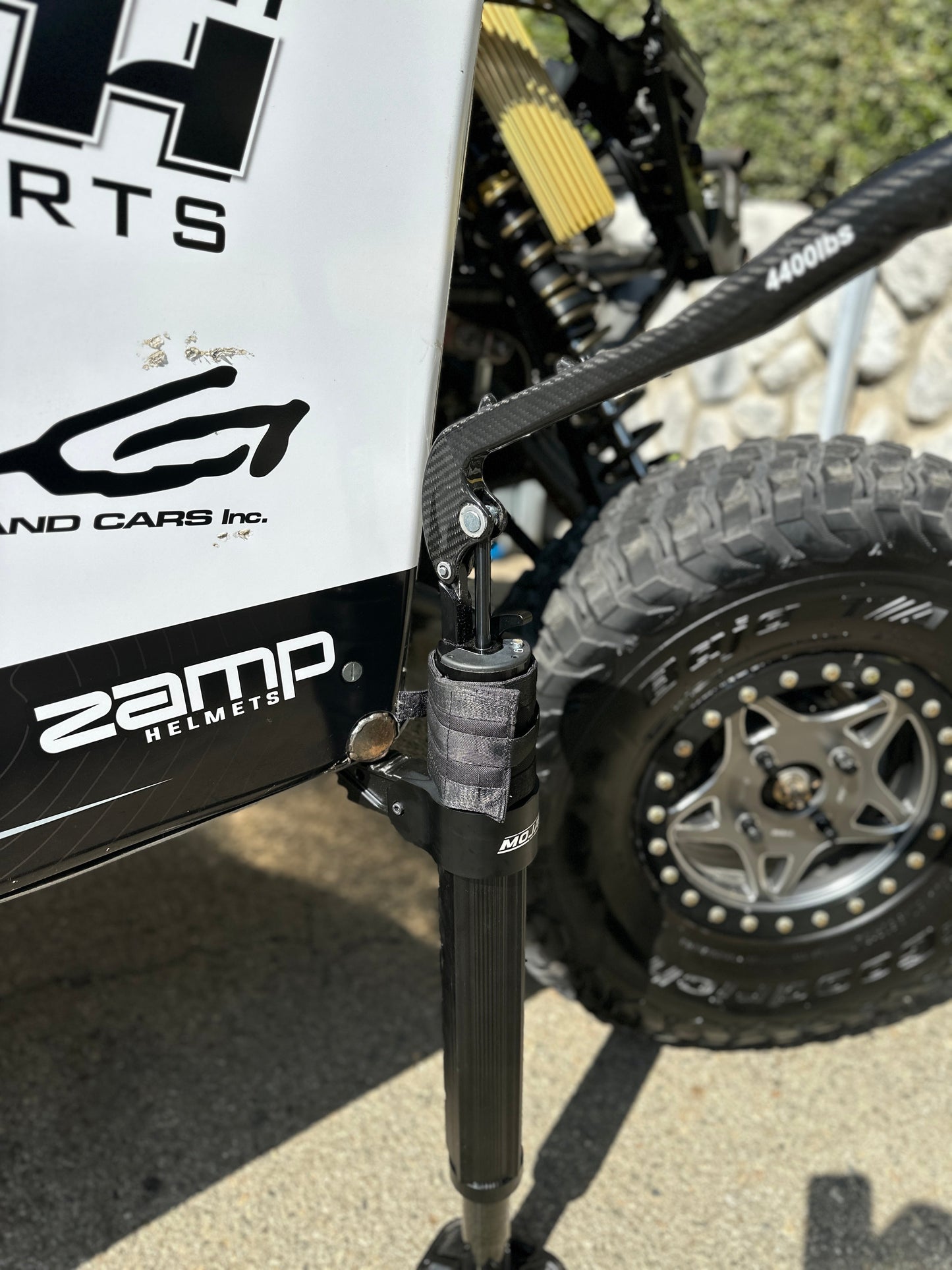 CarbonPro Compact Hydraulic Jack with Mounting Clamps MLH 40'' MOJAB OFFROAD