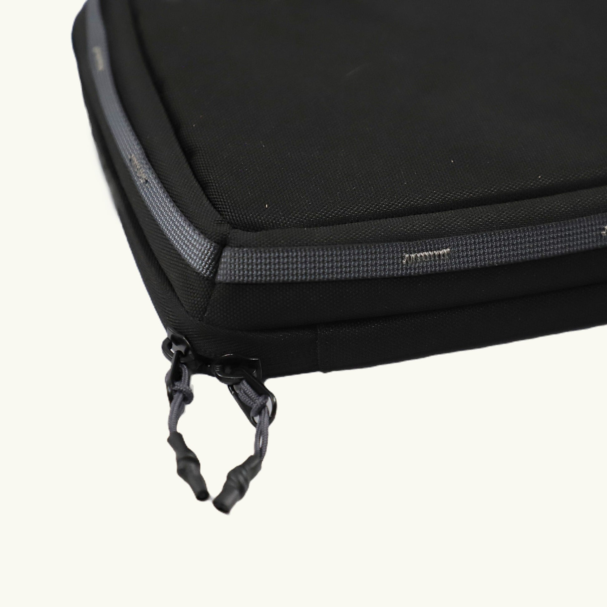Venture L-Track Stow Away Bag (Medium) VanEssential
