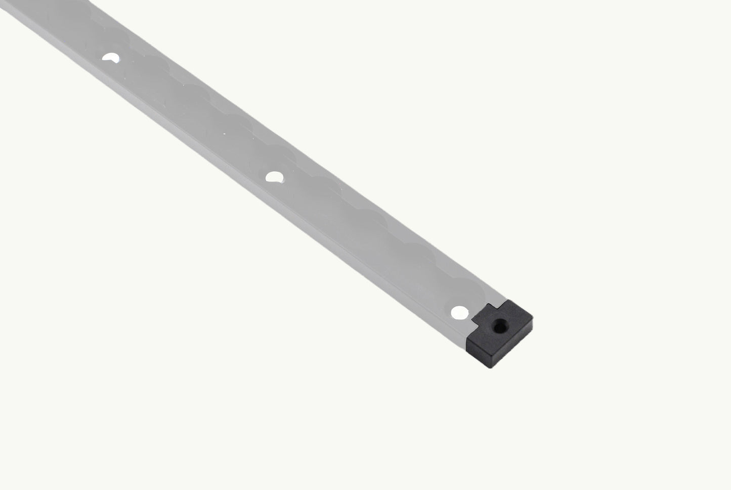 Venture L-Track Rectangle End Caps (4 Pack) VanEssential