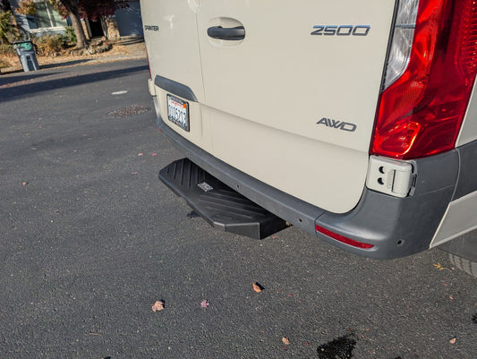 Mercedes Sprinter Rear Plateau Step