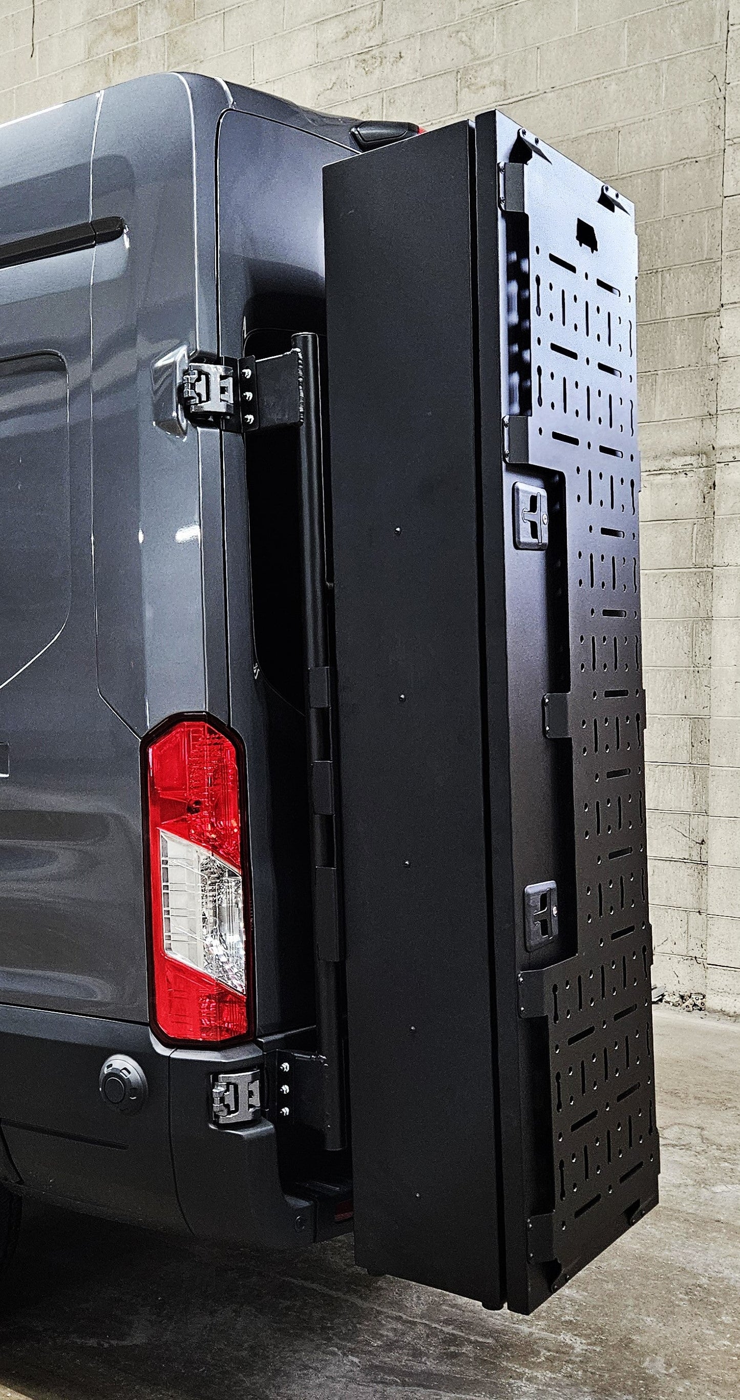 Rover Vans Ski/Snowboard Box for Van Rear Rover Vans