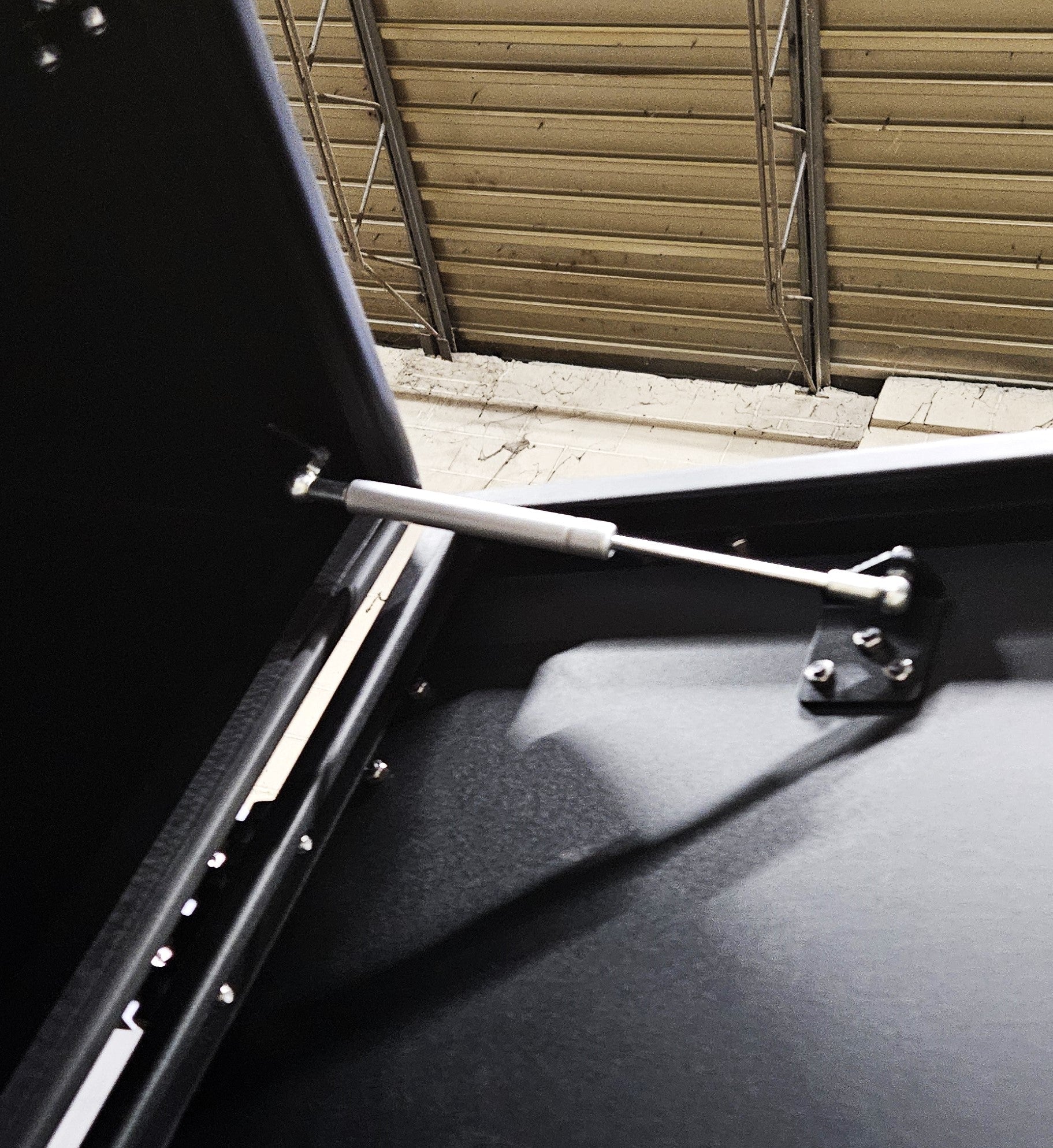 Rover Vans Ski/Snowboard Box for Van Rear Rover Vans