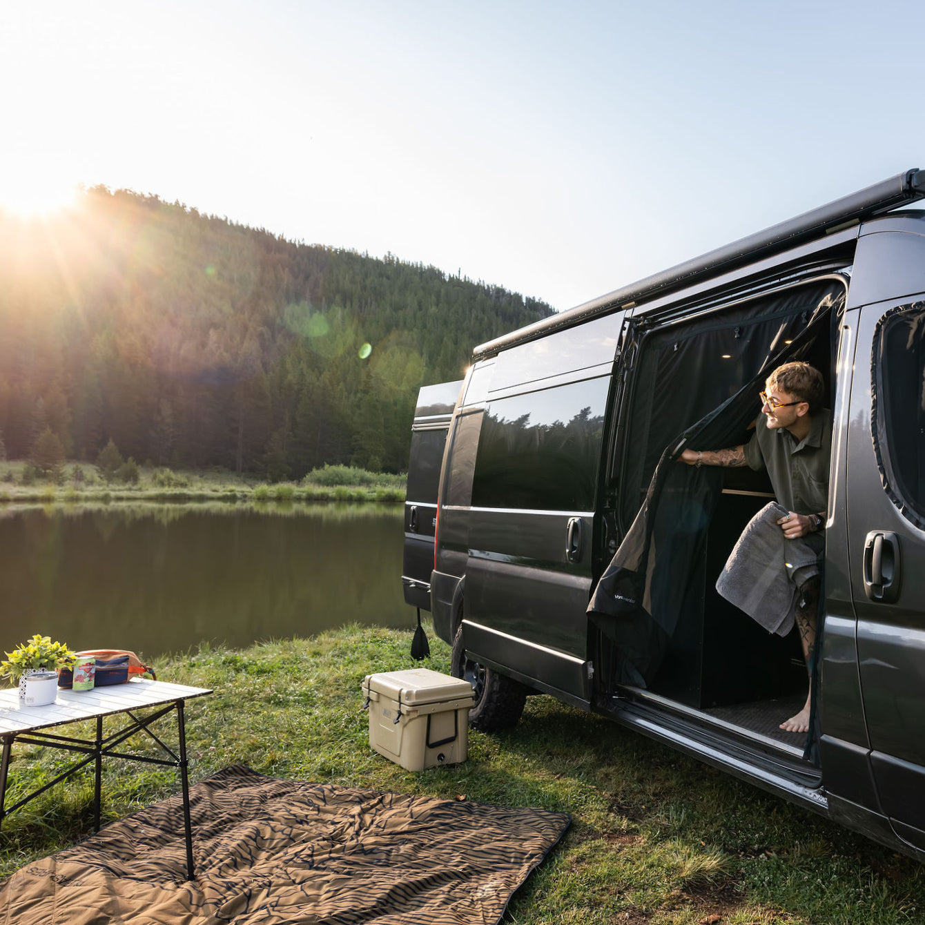 Ram Promaster Bug Screen - Sliding Door VanEssential