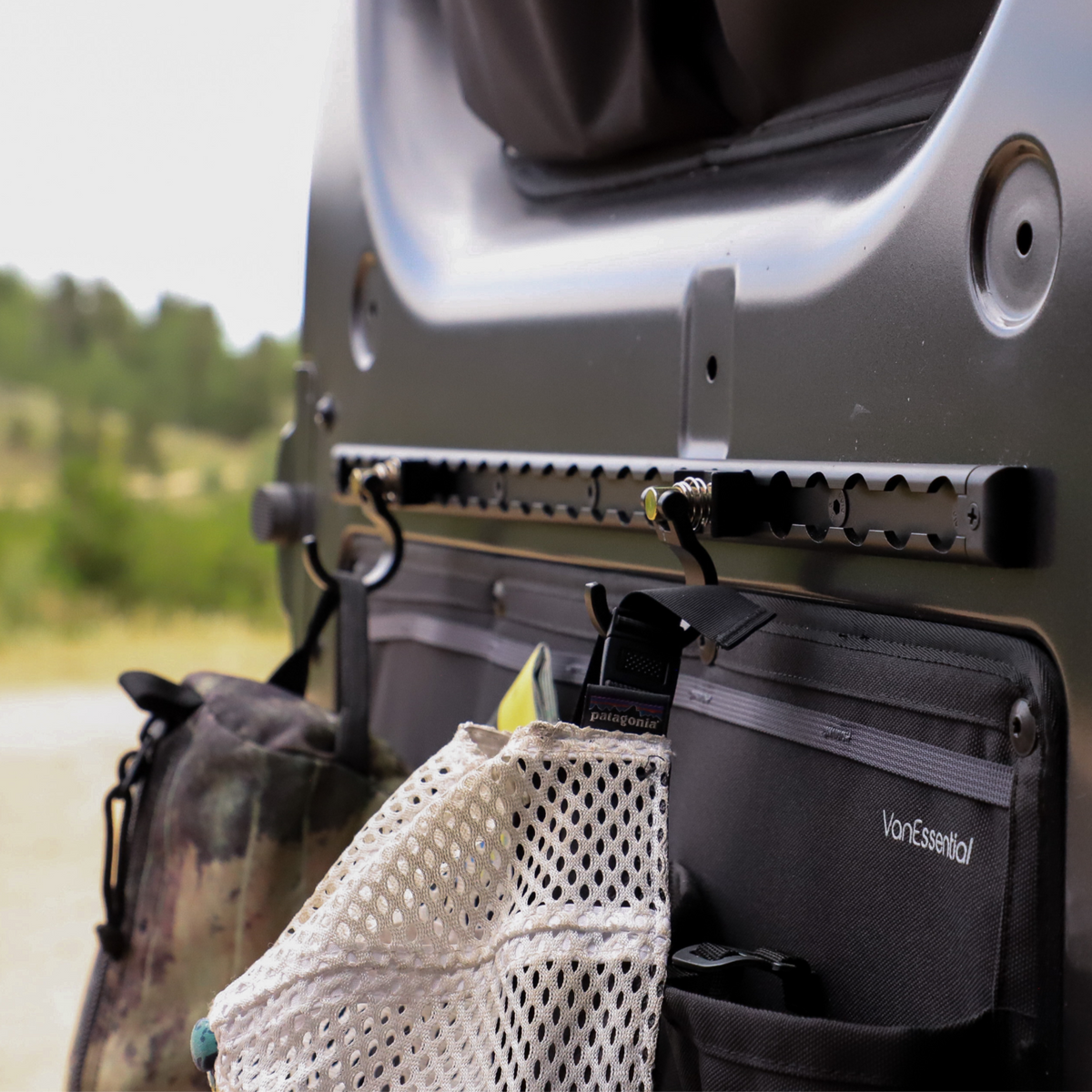 Semi-Circle Venture L-Track (2 Pack) VanEssential