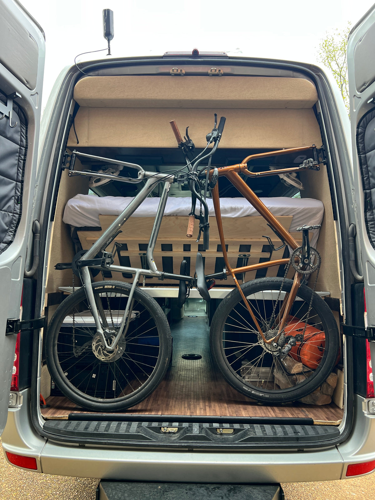 Rectangle Venture L-Track (2 Pack) VanEssential