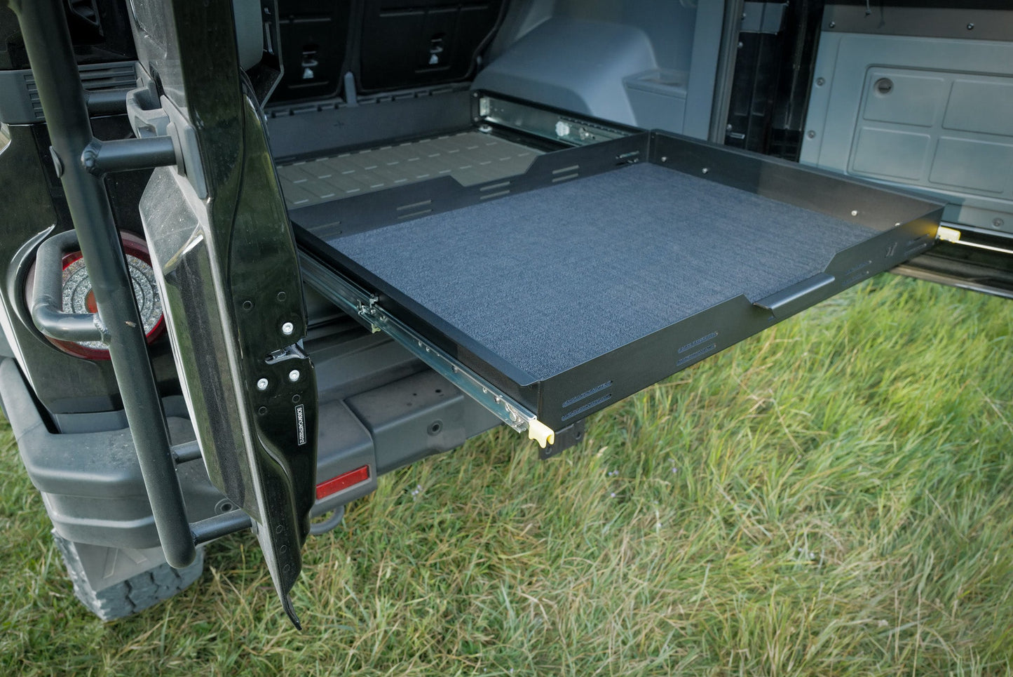 INEOS Grenadier Cargo Tray System Pro | Sliding Cargo Storage Canyon Adventure Vans