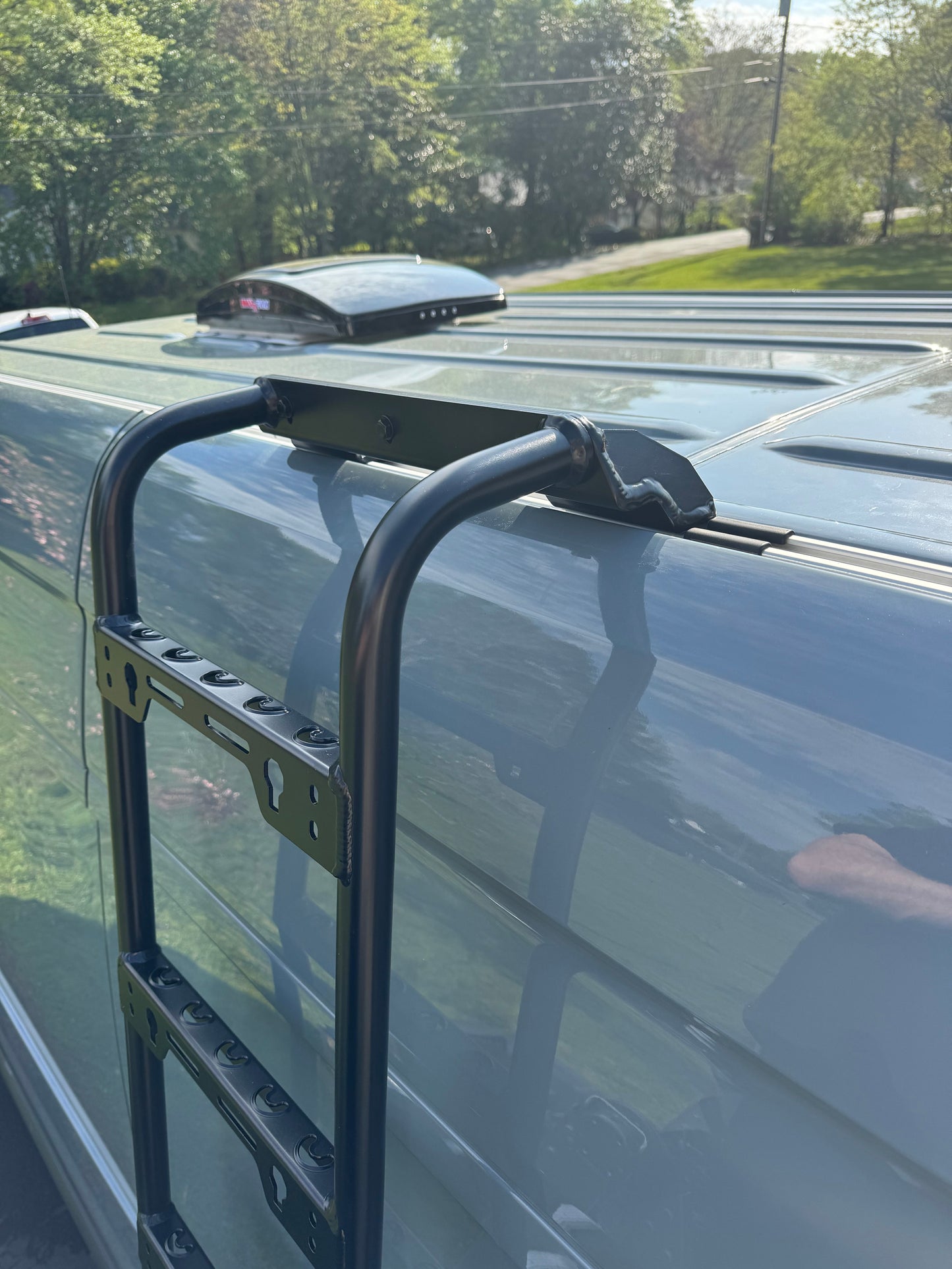 Mercedes Sprinter Wheel Wrap Ladder