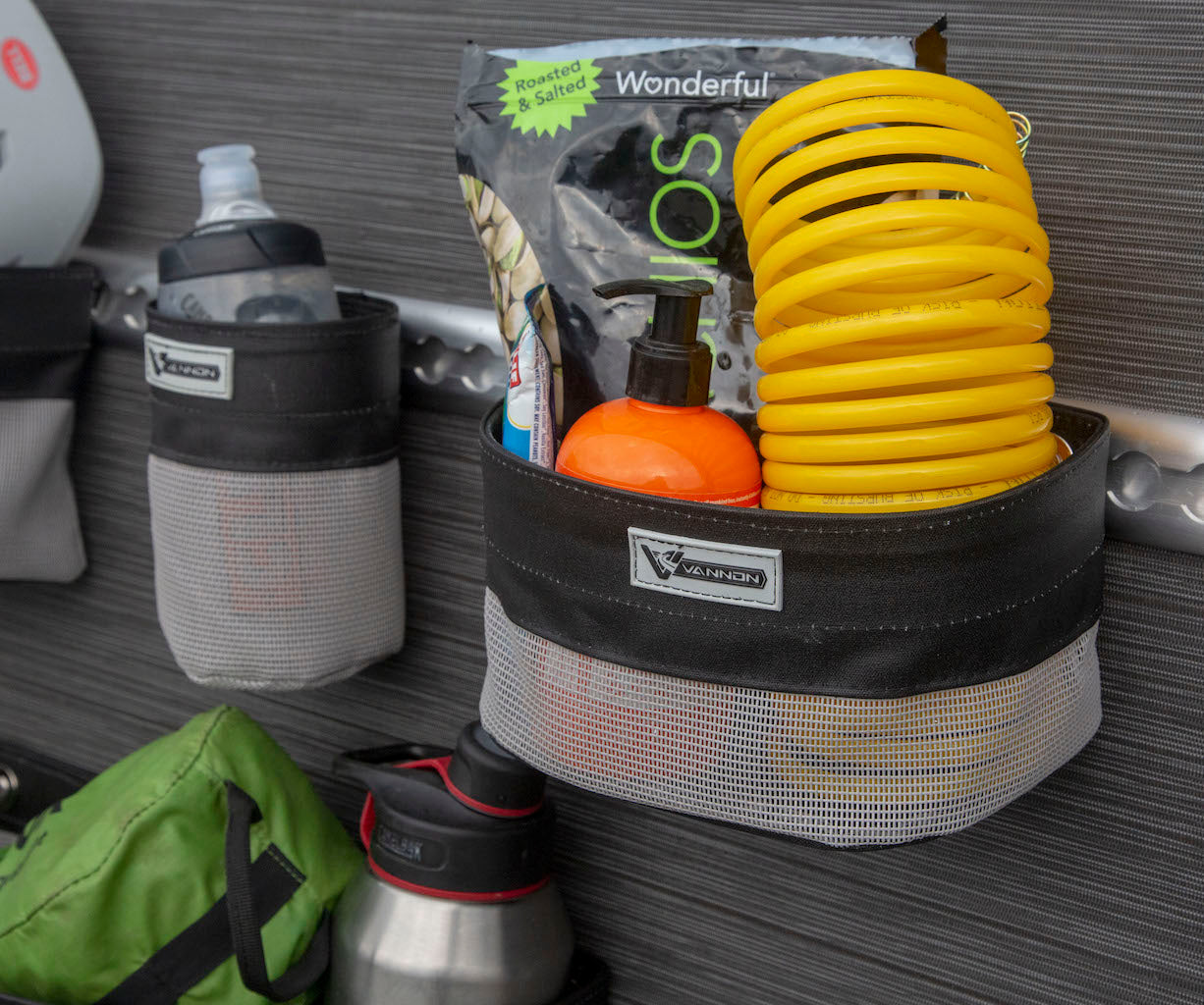 VANNON Utility Baskets & Bottle Holders VANNON