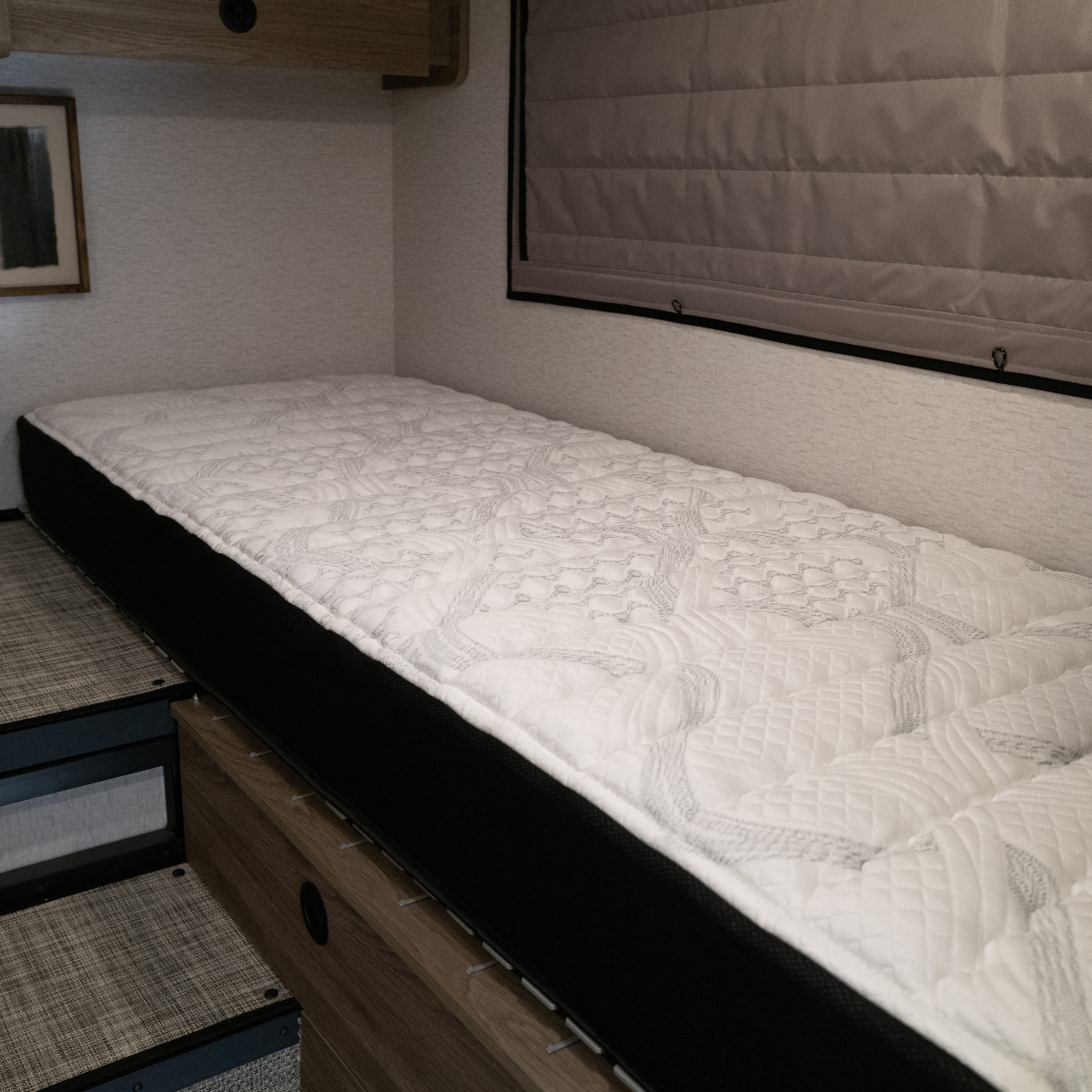 Ekko ULTRA Luxe Mattress Canyon Adventure Vans