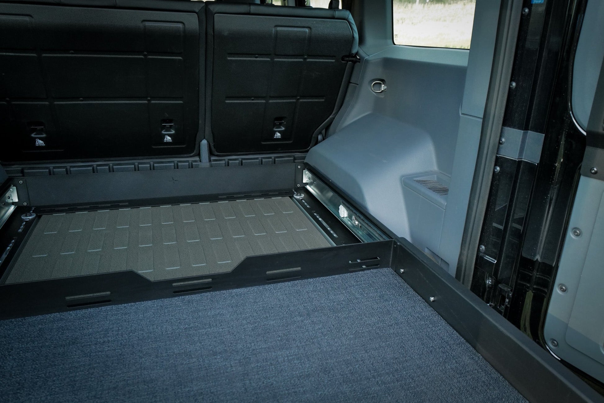 INEOS Grenadier Cargo Tray System Pro | Sliding Cargo Storage Canyon Adventure Vans