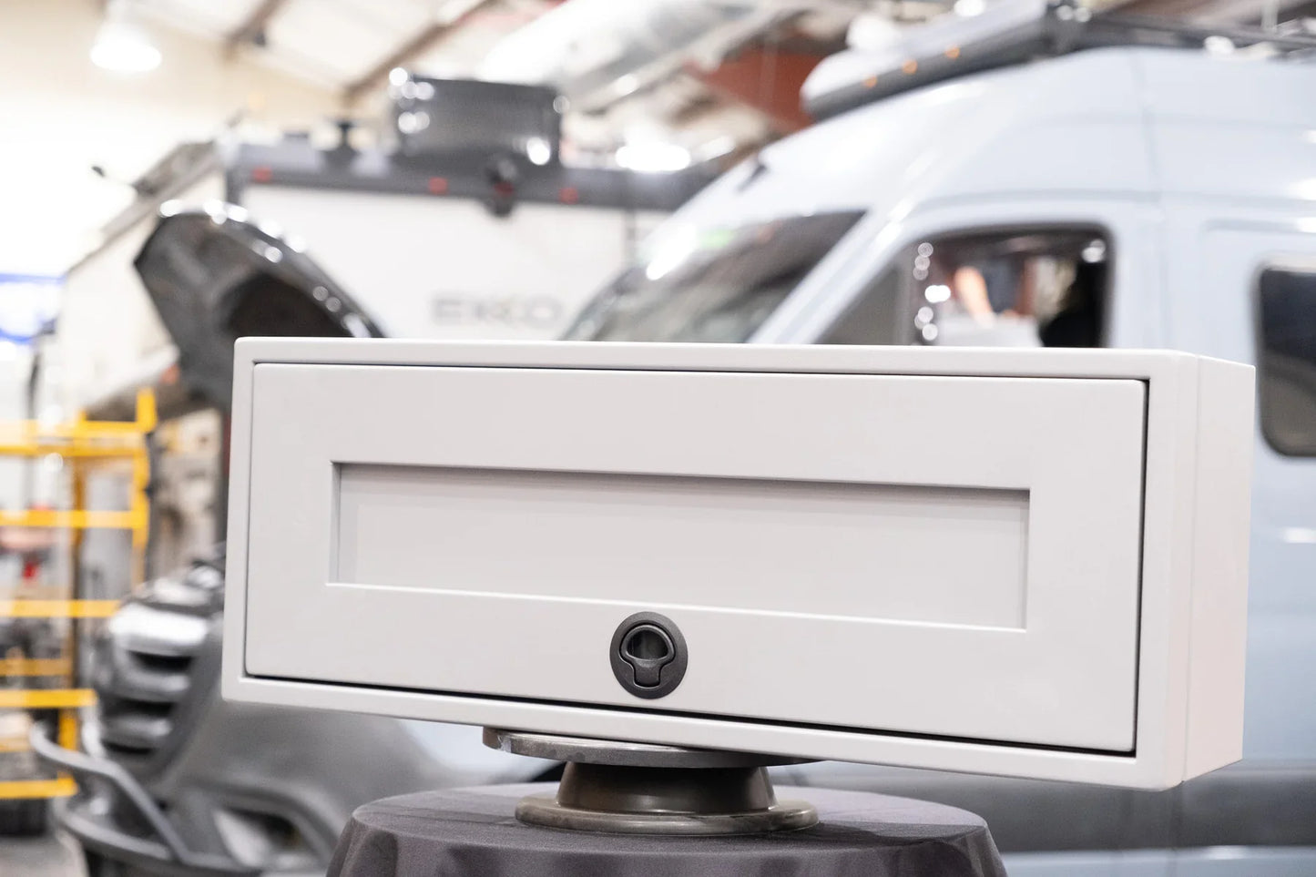 29" Ekko Cabinet - 29"x8"x11" - Over Entry Door