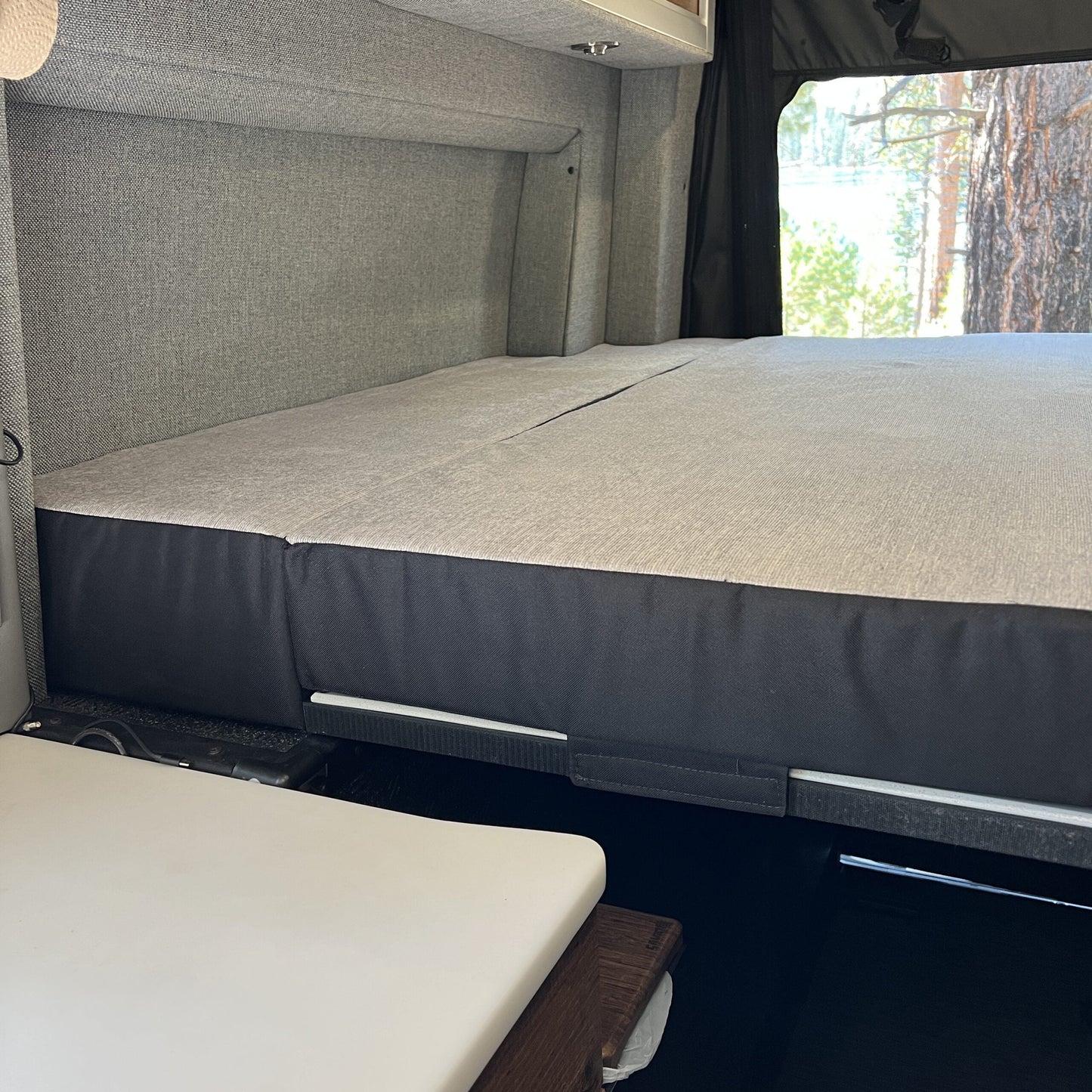 Luxe5 Cooling Memory Foam 5" Mattress - Made for the Storyteller Mode