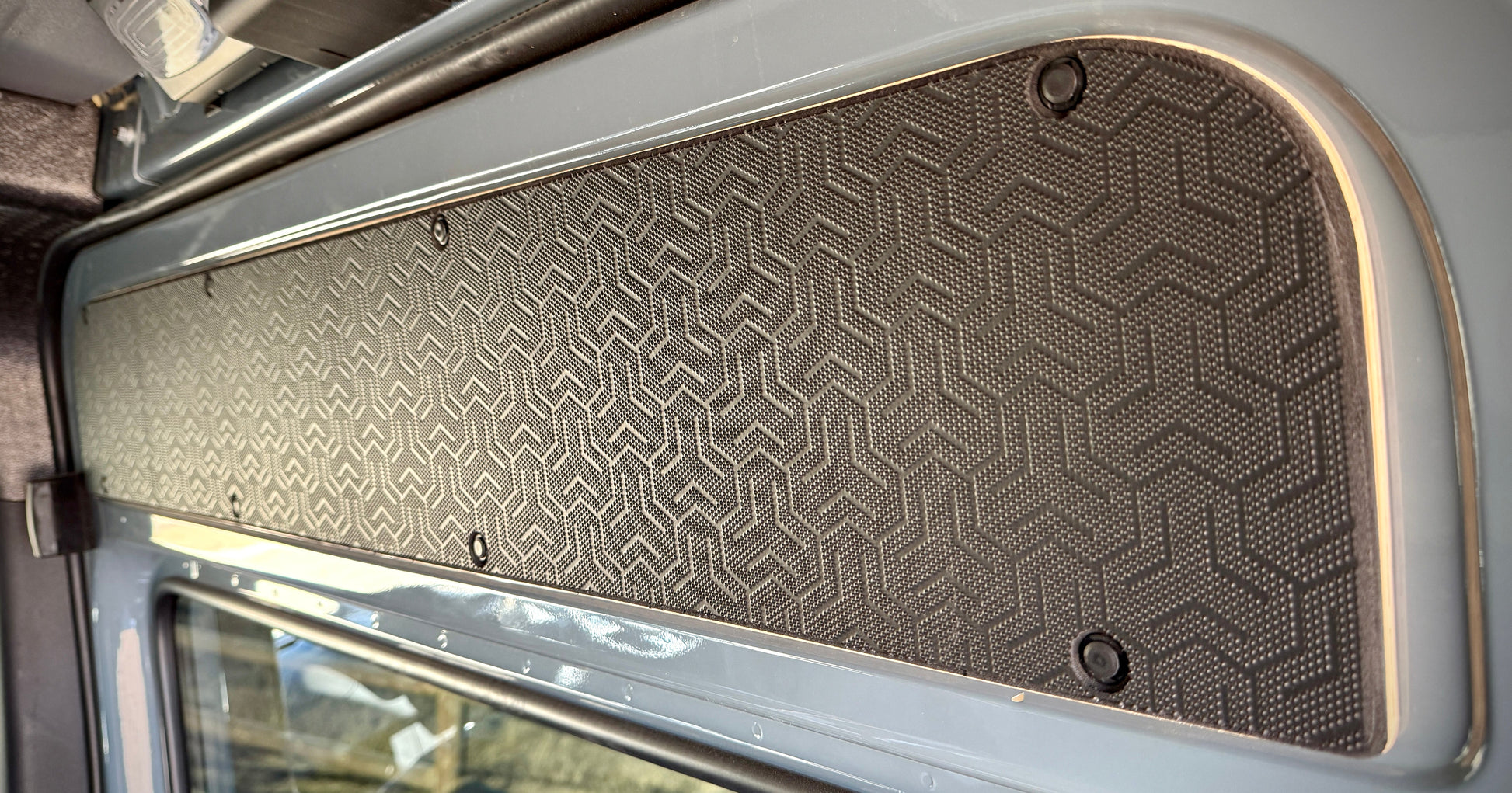 Sprinter Slider Door Panel – Tetrapod Design (2007+) Weekender Outdoors
