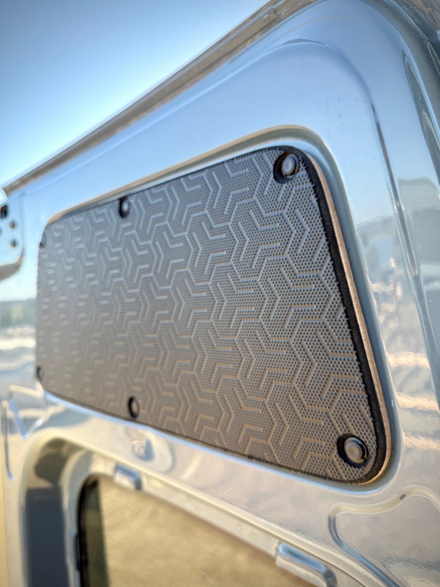 Sprinter Rear Door Panels – Set of Tetrapod Design (2007+)