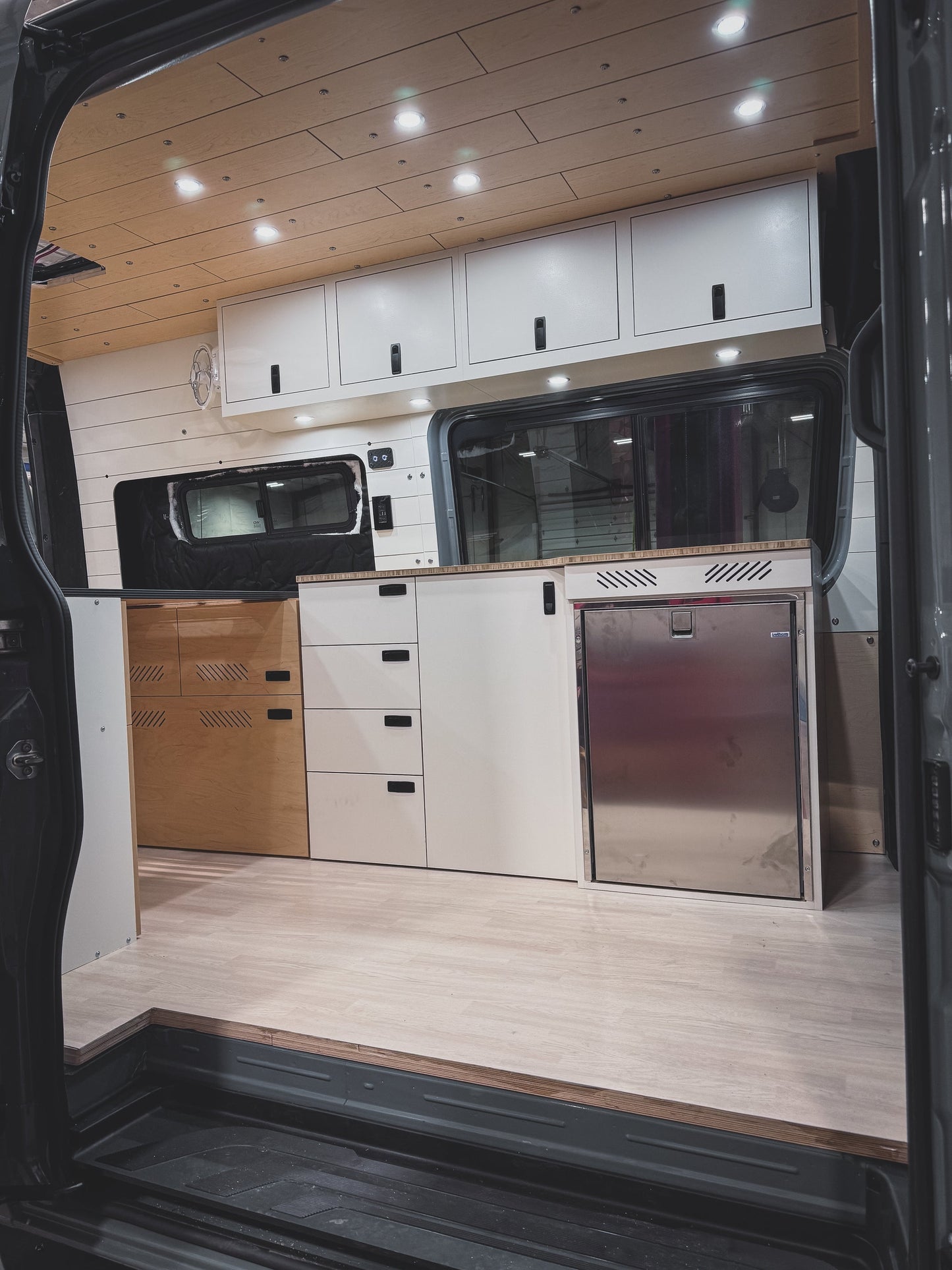 Tapered Van Kitchen SergSupply