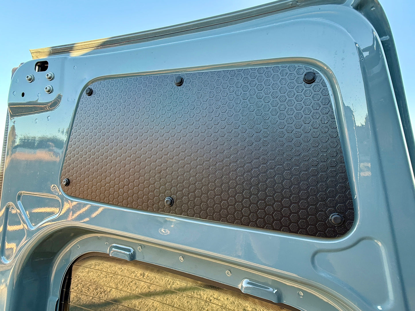 Sprinter Rear Door Panels – Set of Black-Hex (2007+)