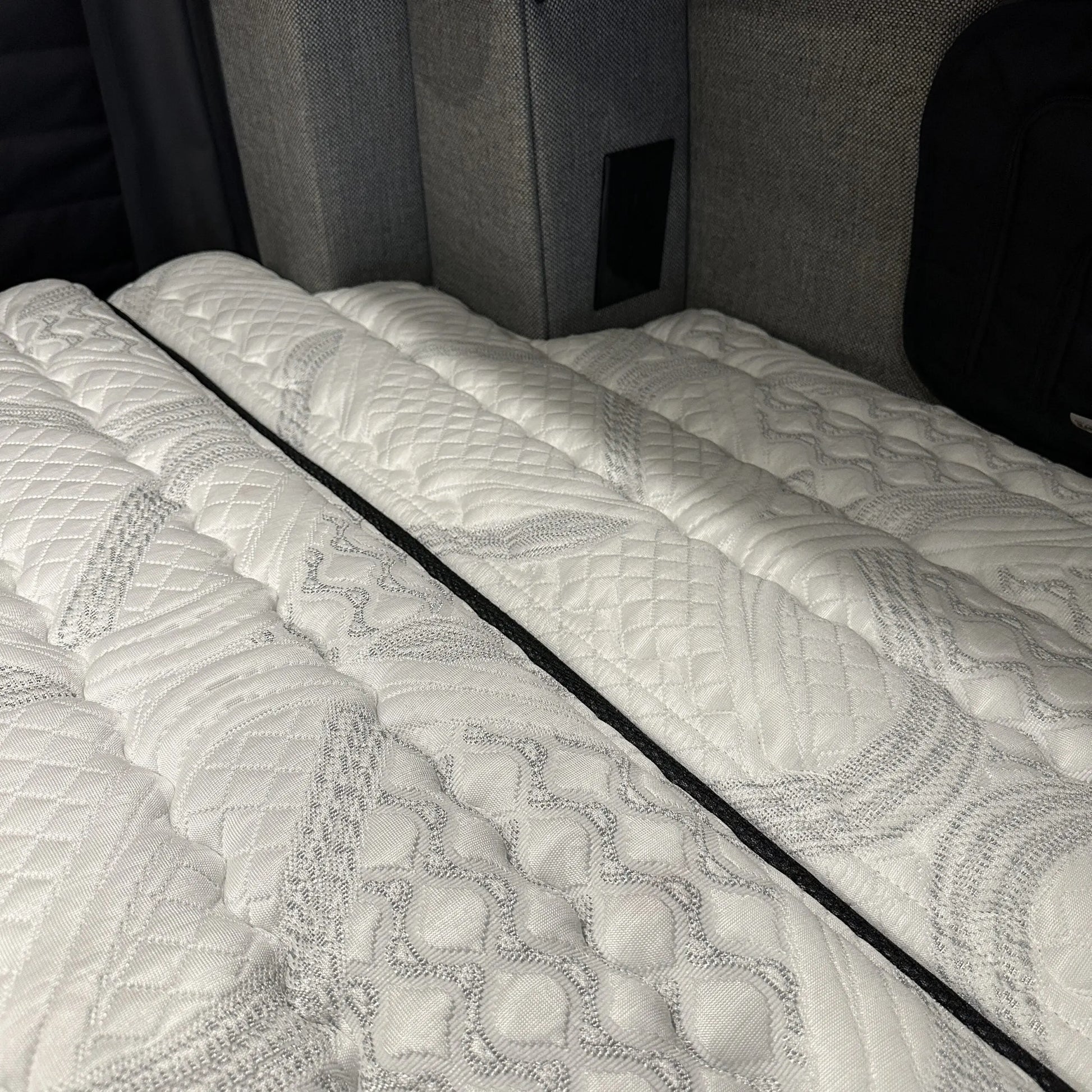 Storyteller ULTRA Luxe Mattress Canyon Adventure Vans