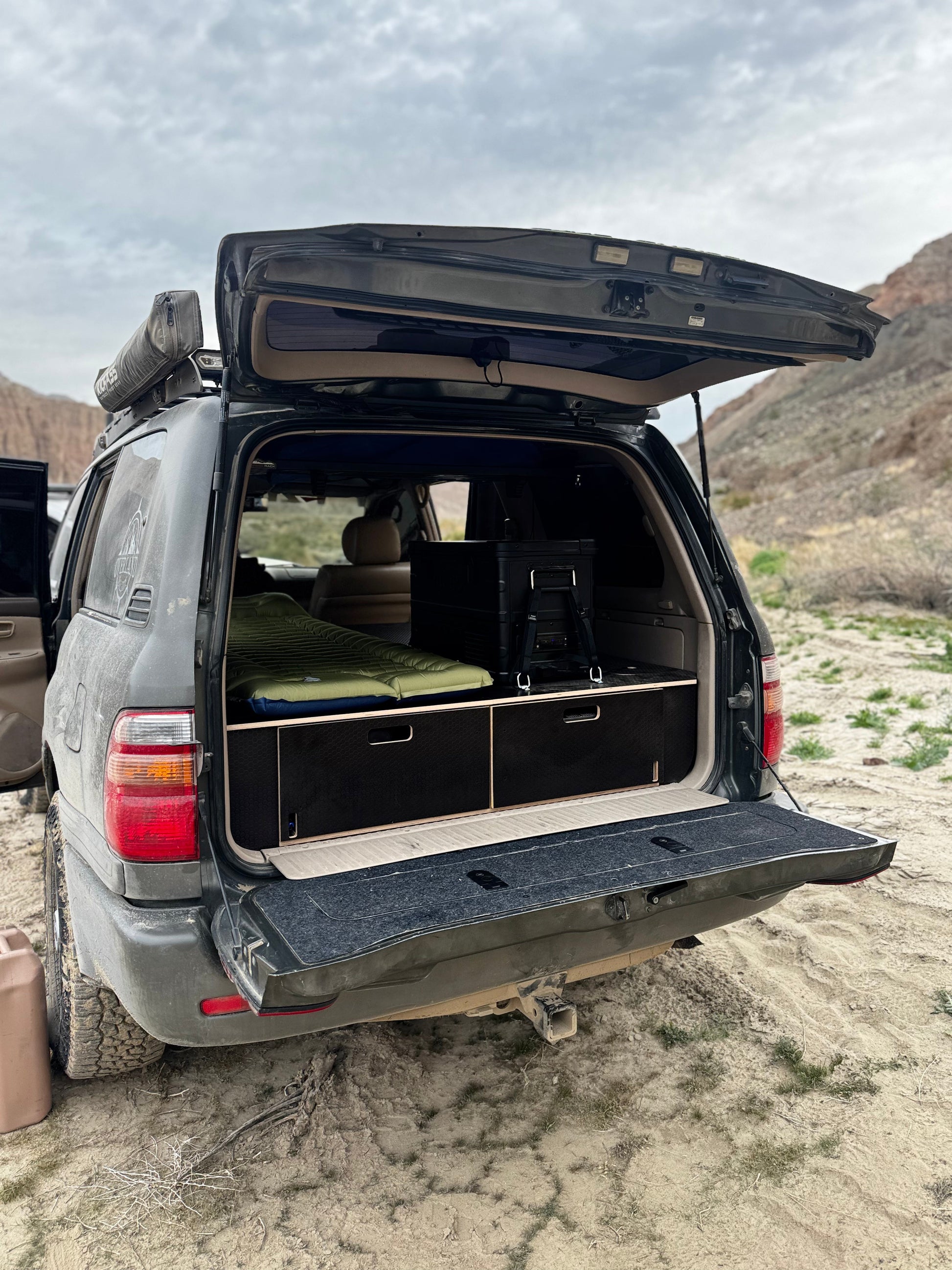 Land Cruiser 100 | Dual Drawer Storage System & Bed Platform | 1998–2007 Toyota Solid Wood Worx