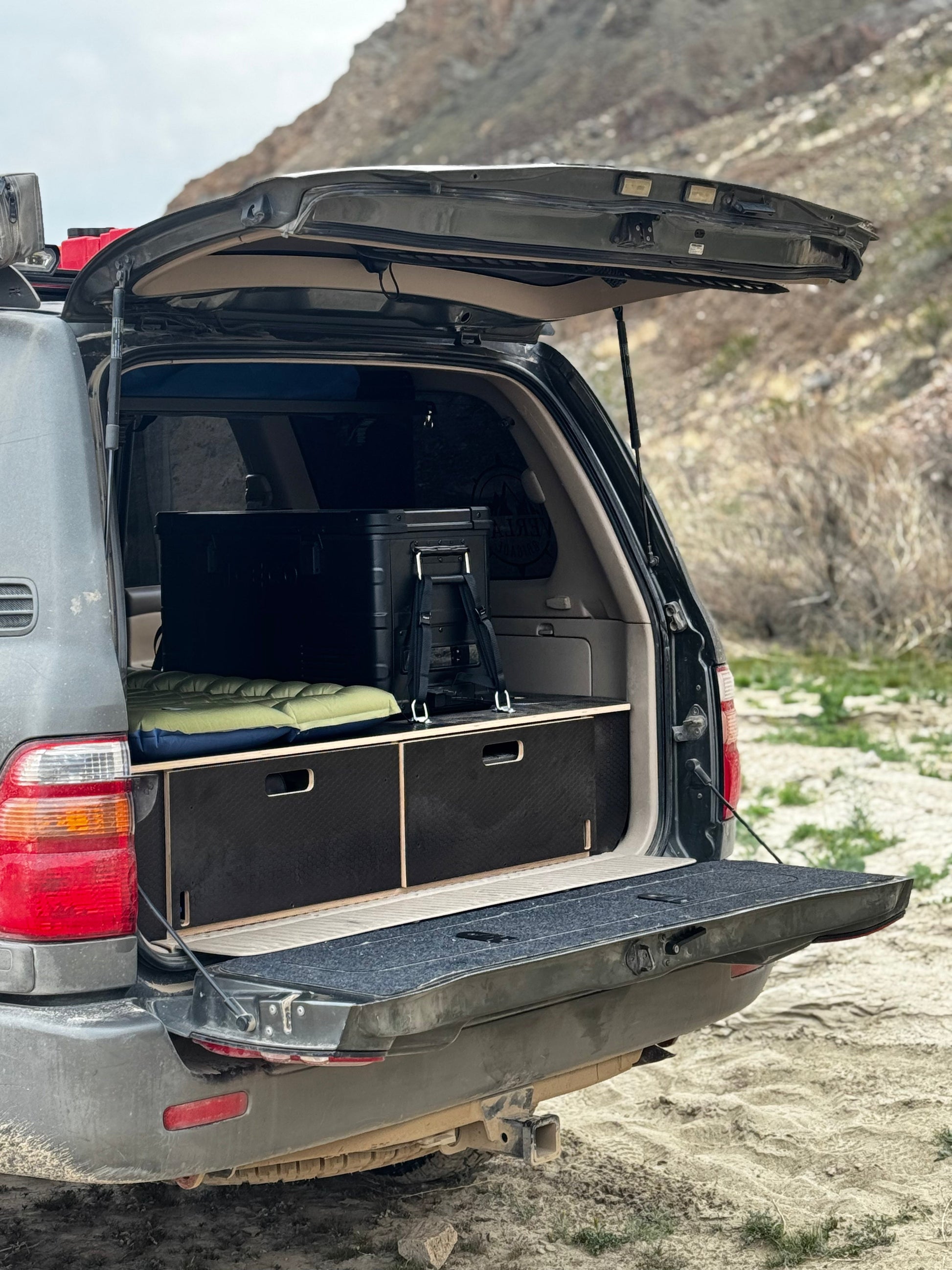 Land Cruiser 100 | Dual Drawer Storage System & Bed Platform | 1998–2007 Toyota Solid Wood Worx