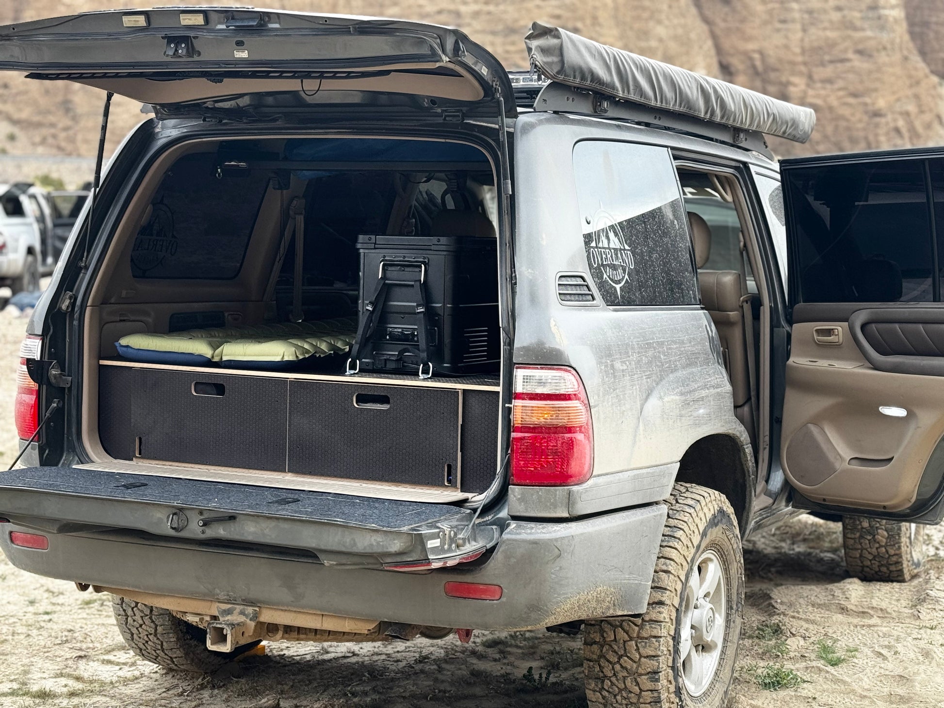 Land Cruiser 100 | Dual Drawer Storage System & Bed Platform | 1998–2007 Toyota Solid Wood Worx