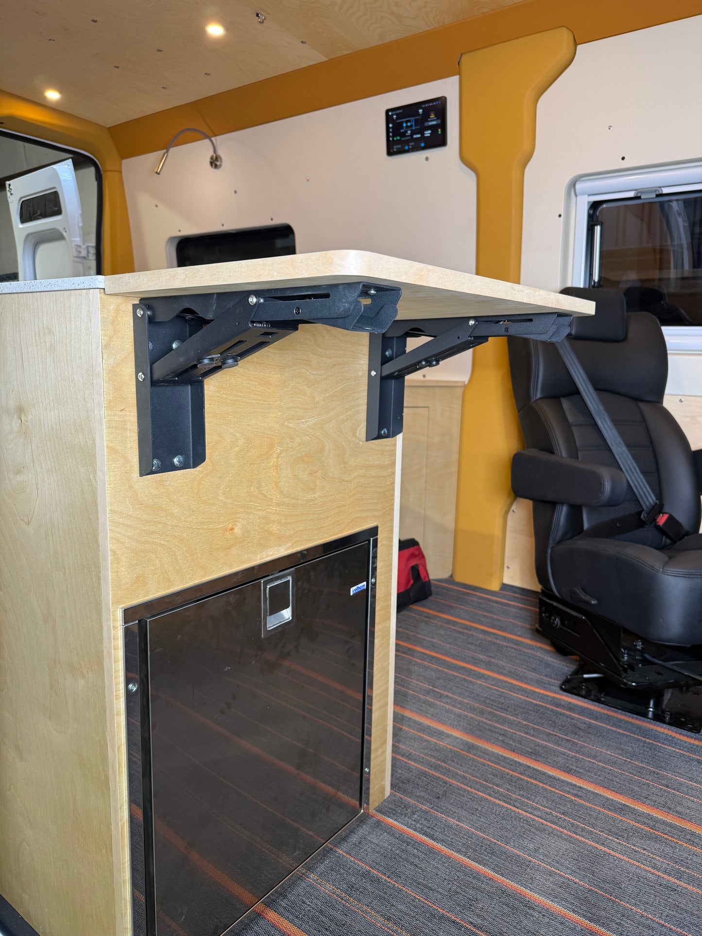 MOAB Heavy Duty Folding Bracket for Countertops & Bench Seats Tetravan