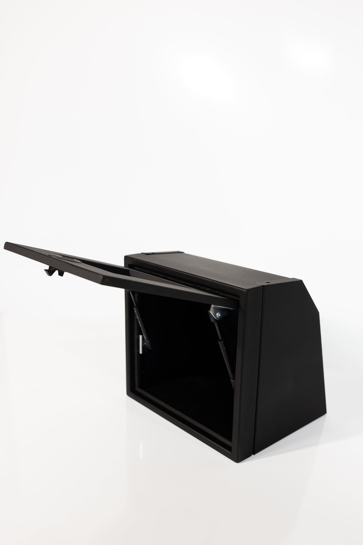 16" Upper Cabinet - Angled Van Wife Components