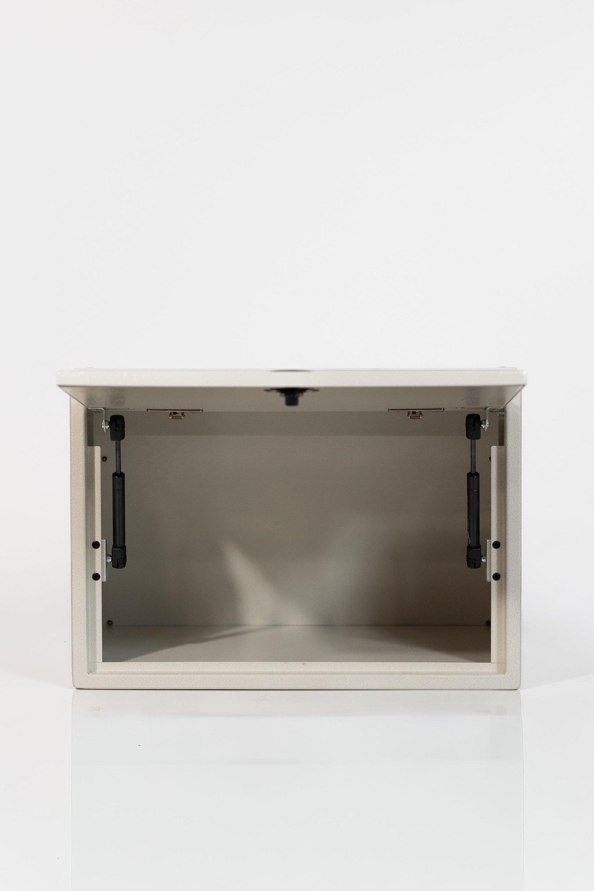 21" Upper Cabinet - Angled Van Wife Components