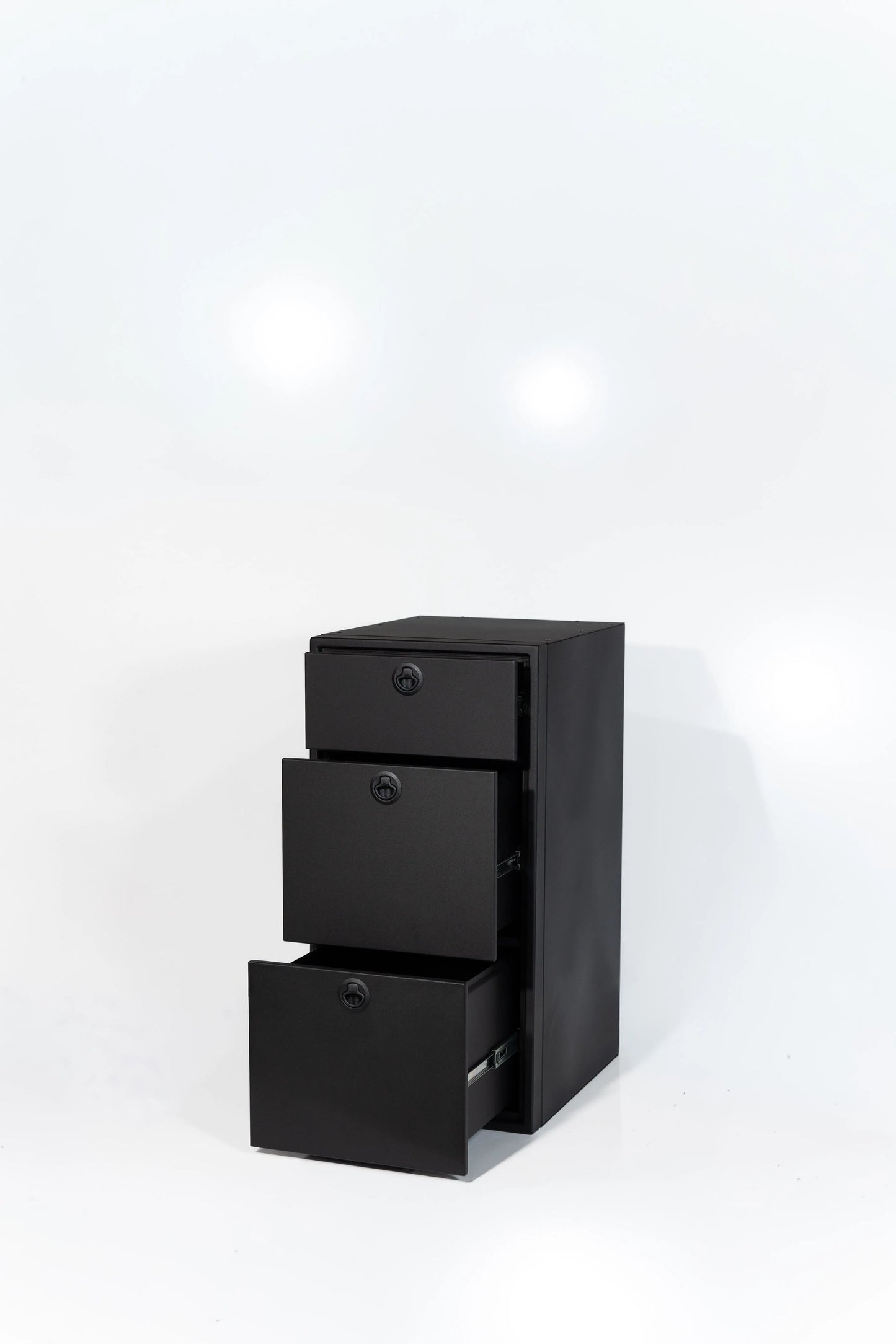 18" Three Drawer Base Cabinet Van Wife Components