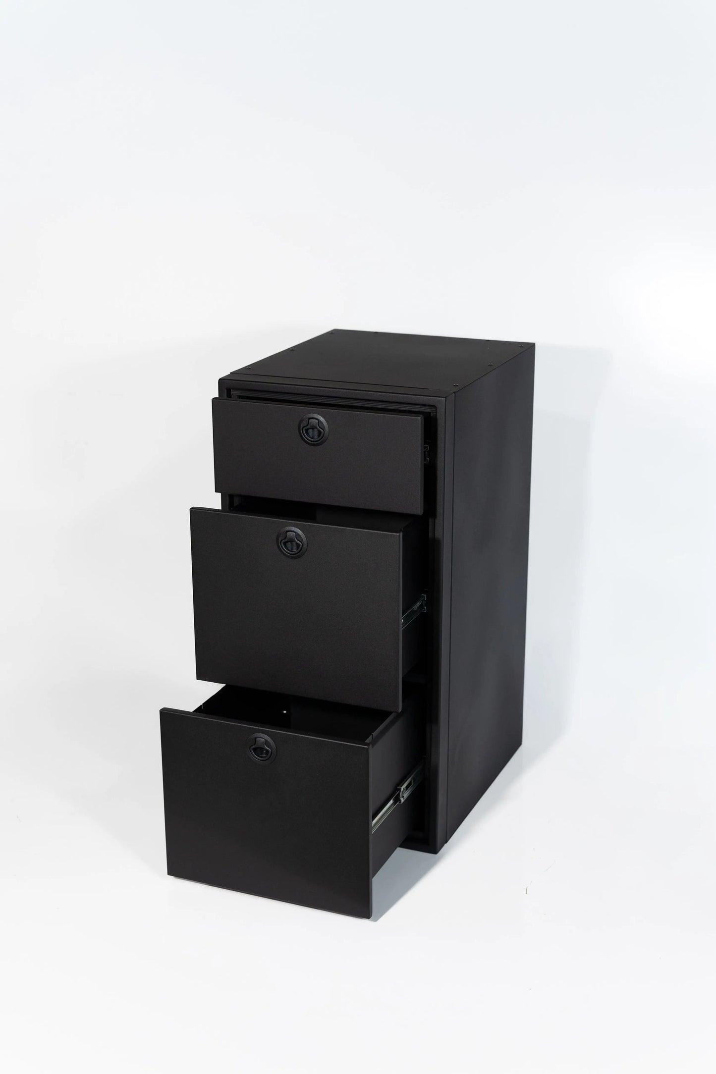 18" Three Drawer Base Cabinet Van Wife Components