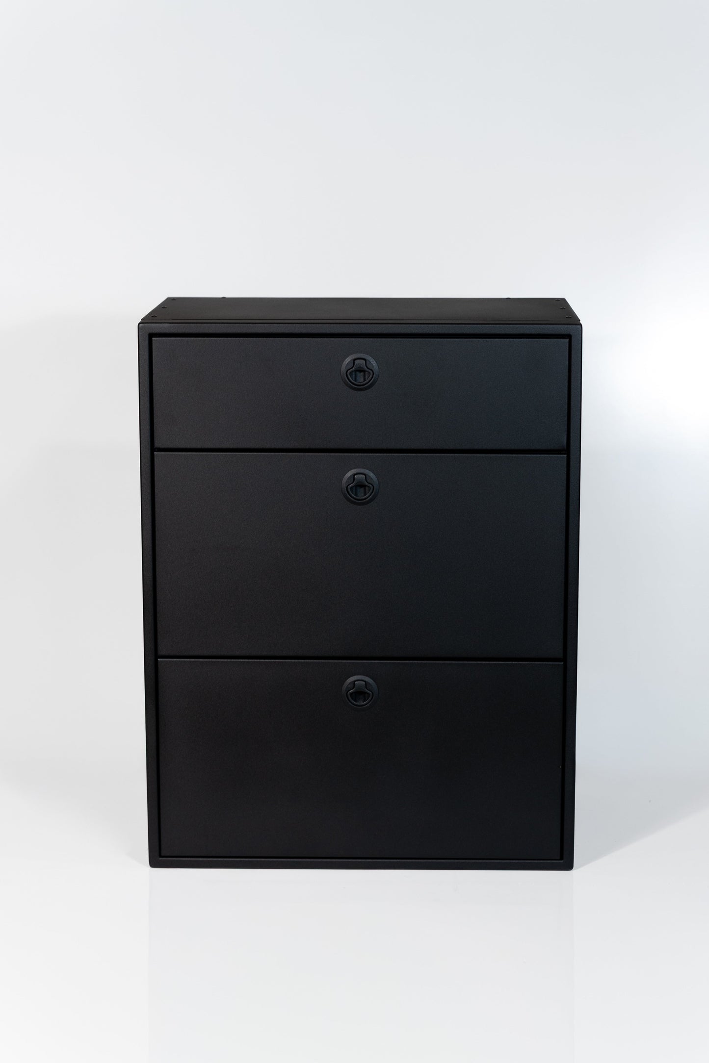 28" Three Drawer Base Cabinet - Shallow