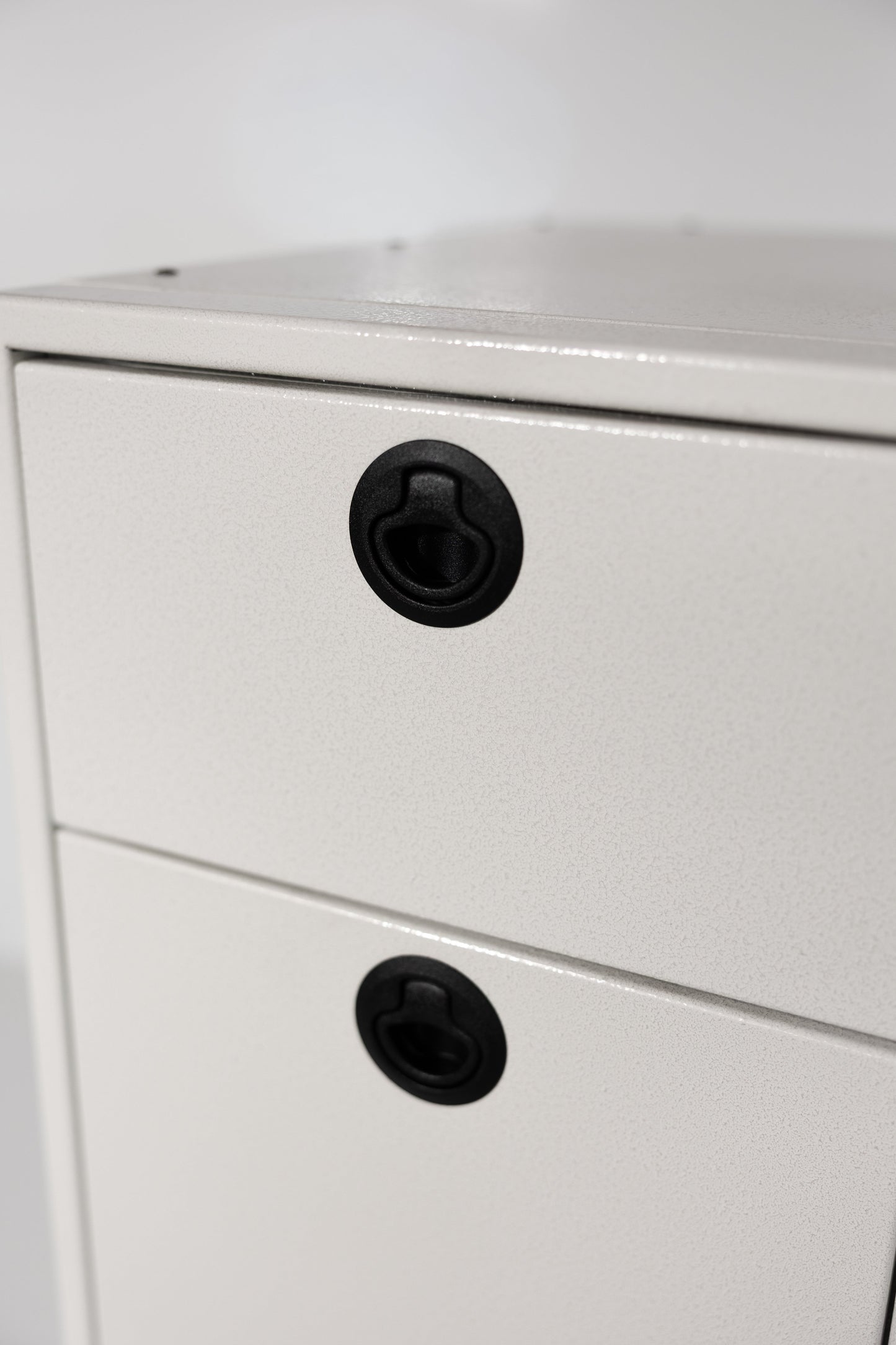 15" Three Drawer Base Cabinet: 15" Length x 18" Deep x 36" Height