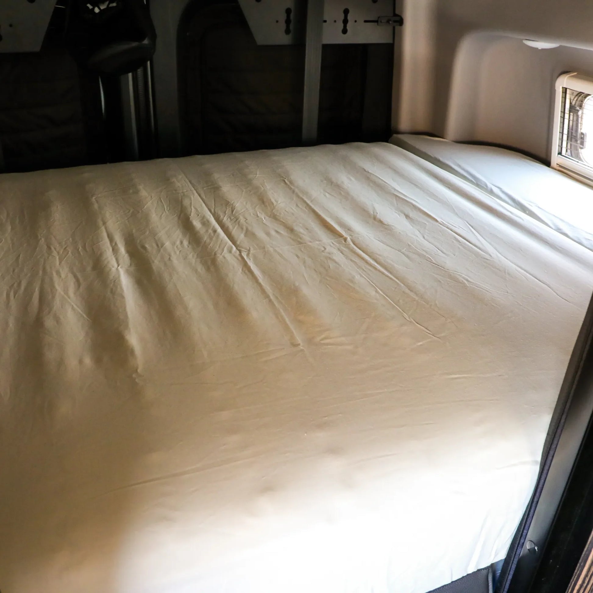 Revel/GH1 Ultra Luxe Dream Sheets Canyon Adventure Vans