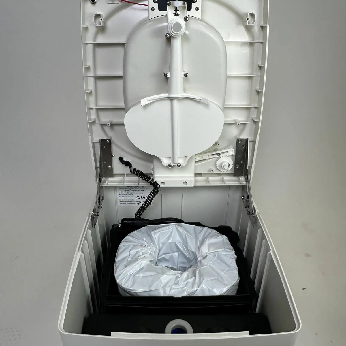 S1 Dry Flush Sealing Toilet – 12V (No Battery) CompoCloset