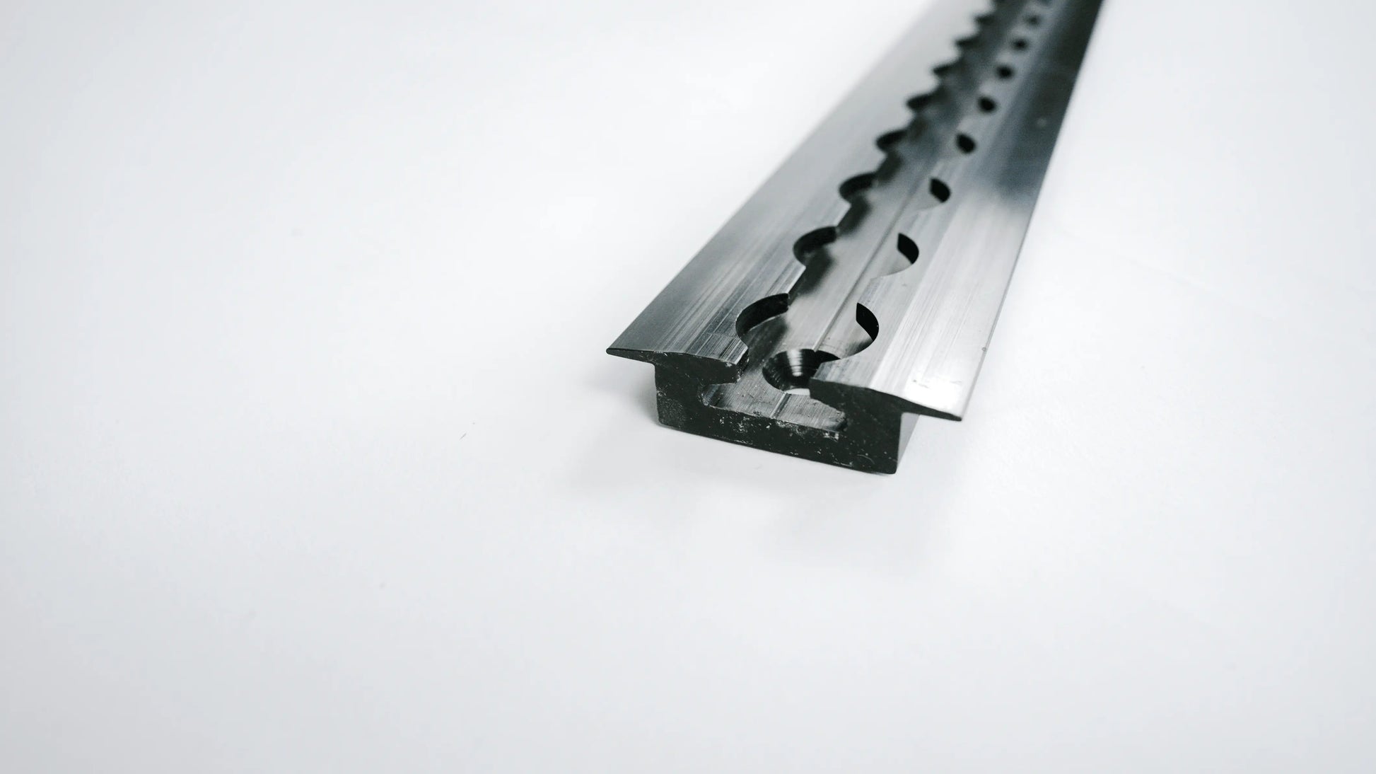 Transit Floor L-Track https://www.avcrig.com/store