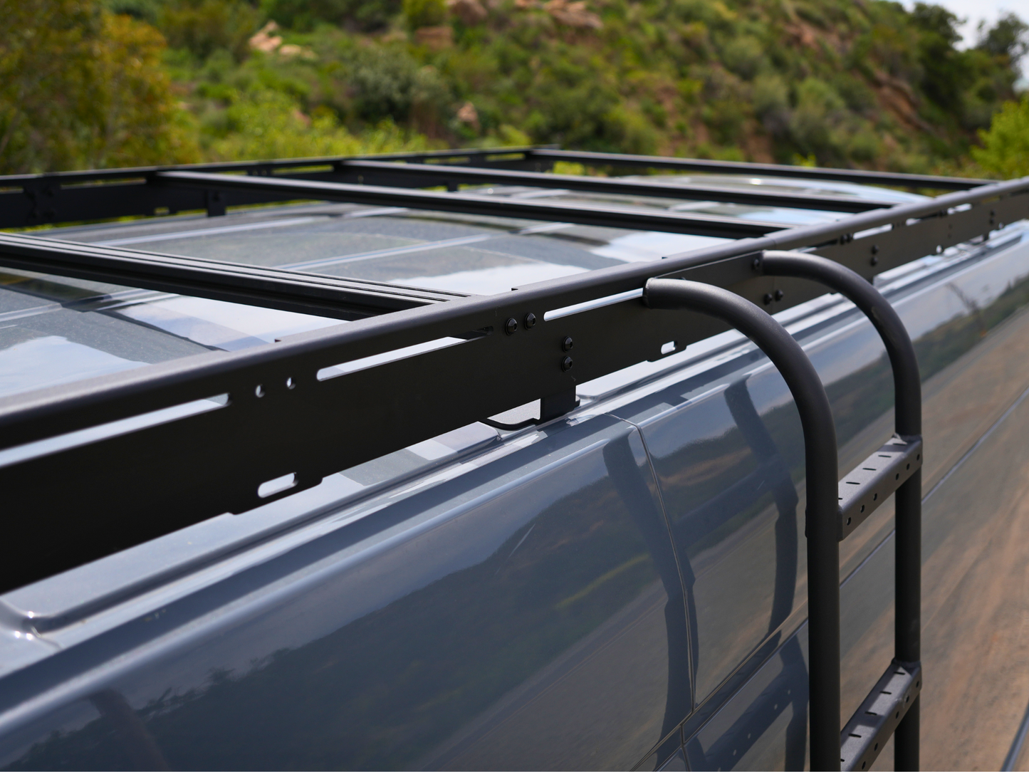 TRANSIT VAN 148" MID ROOF STRATA ROOF RACK