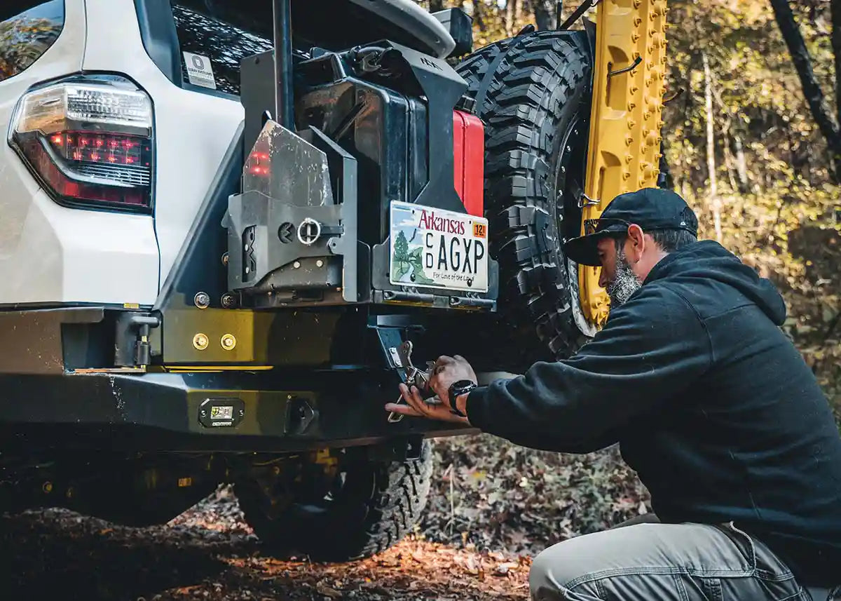 Jerry's Can Holder - Dual Universal Jerry Can Carrier Backwoods Adventure Mods