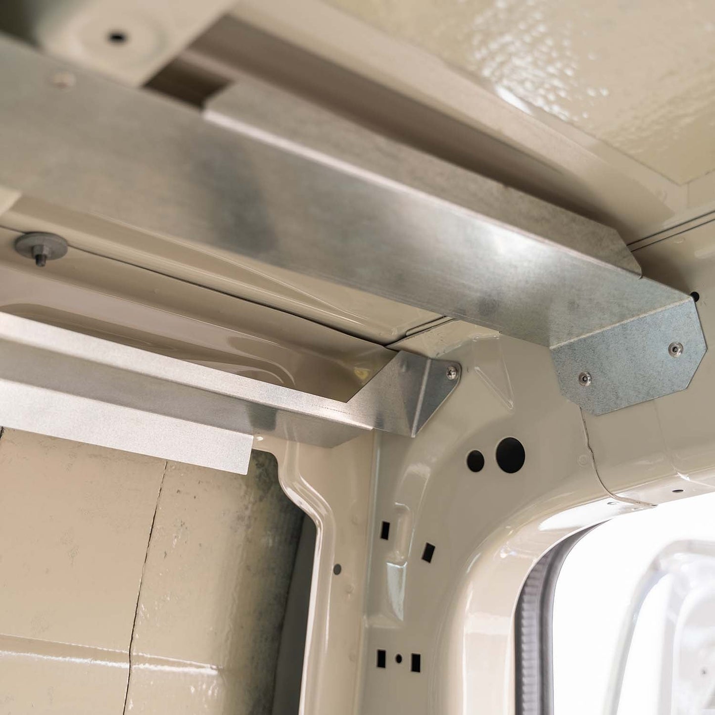 Overhead Cabinet Structural Assembly for Promaster Vans