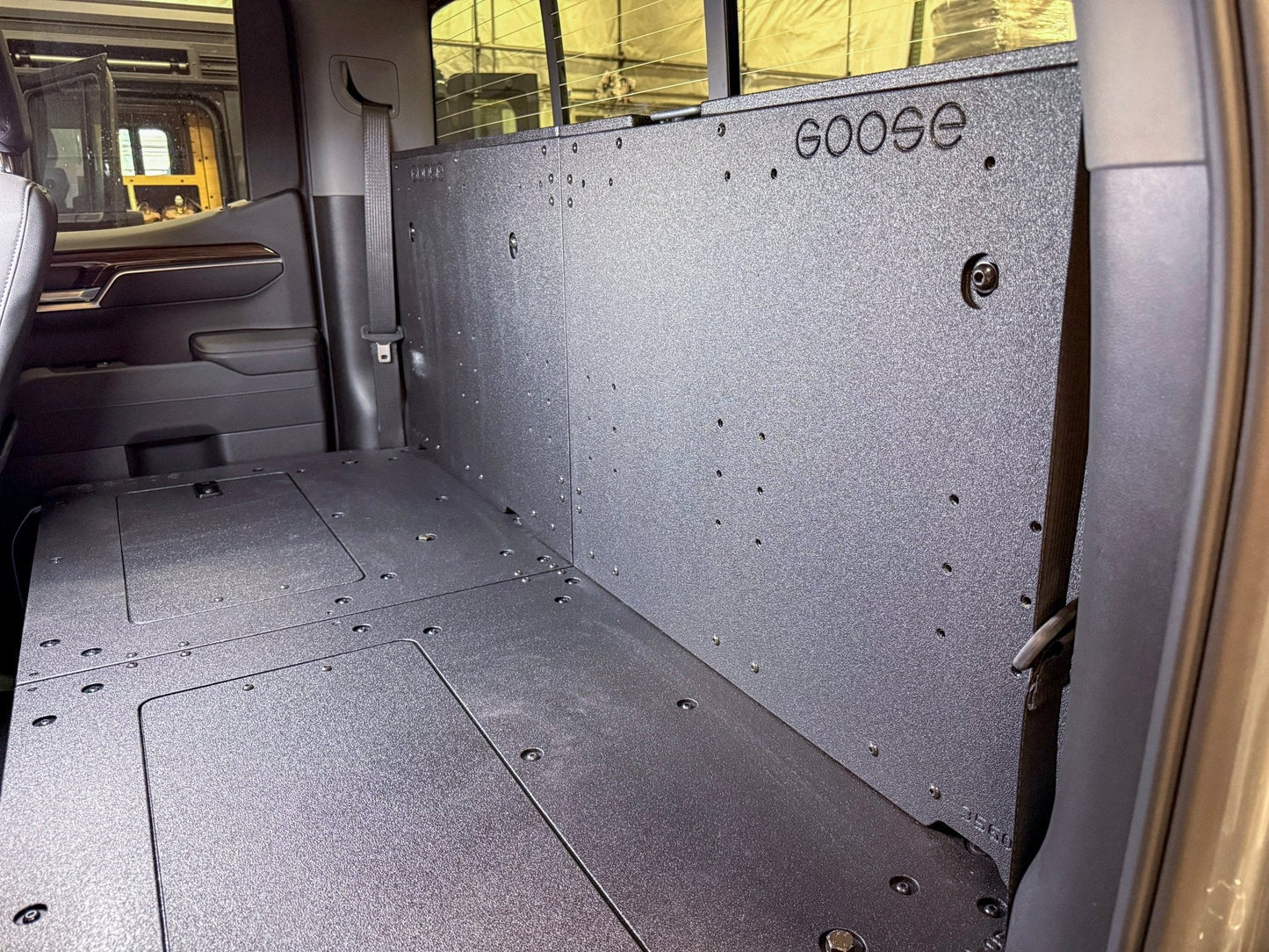 CHEVY - SILVERADO - 4TH GEN - GMC - SIERRA - DOUBLECAB - 2019-PRESENT - 5TH GEN - EXPLORE SERIES - DOUBLE CAB - SEAT DELETE PLATE SYSTEM - SECOND ROW - 100% Goose Gear