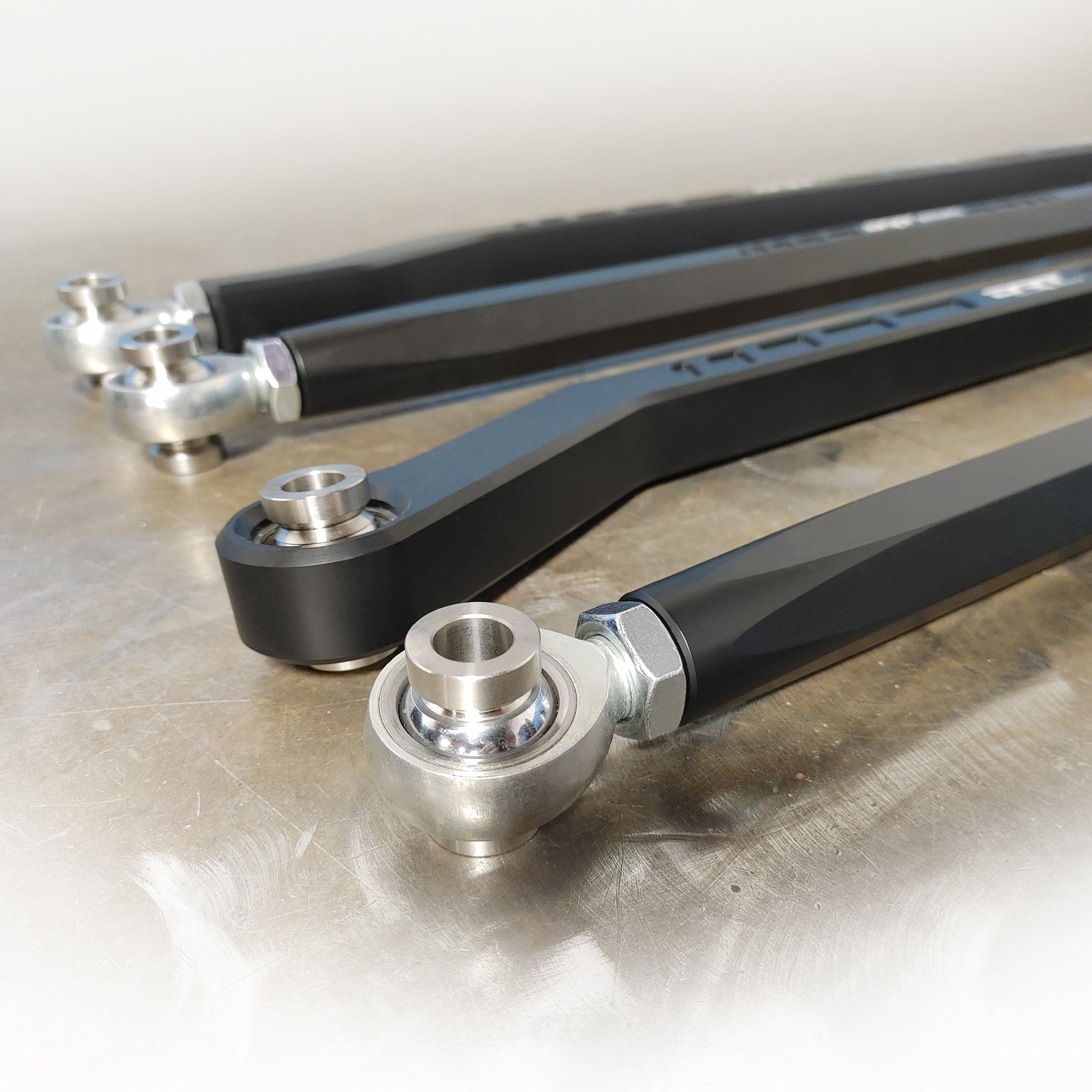 DRT Motorsports Polaris 2024+ RZR XP 1000/4 Billet Aluminum High Clearance Radius Rod Set Dunes 2 Dezert SXS